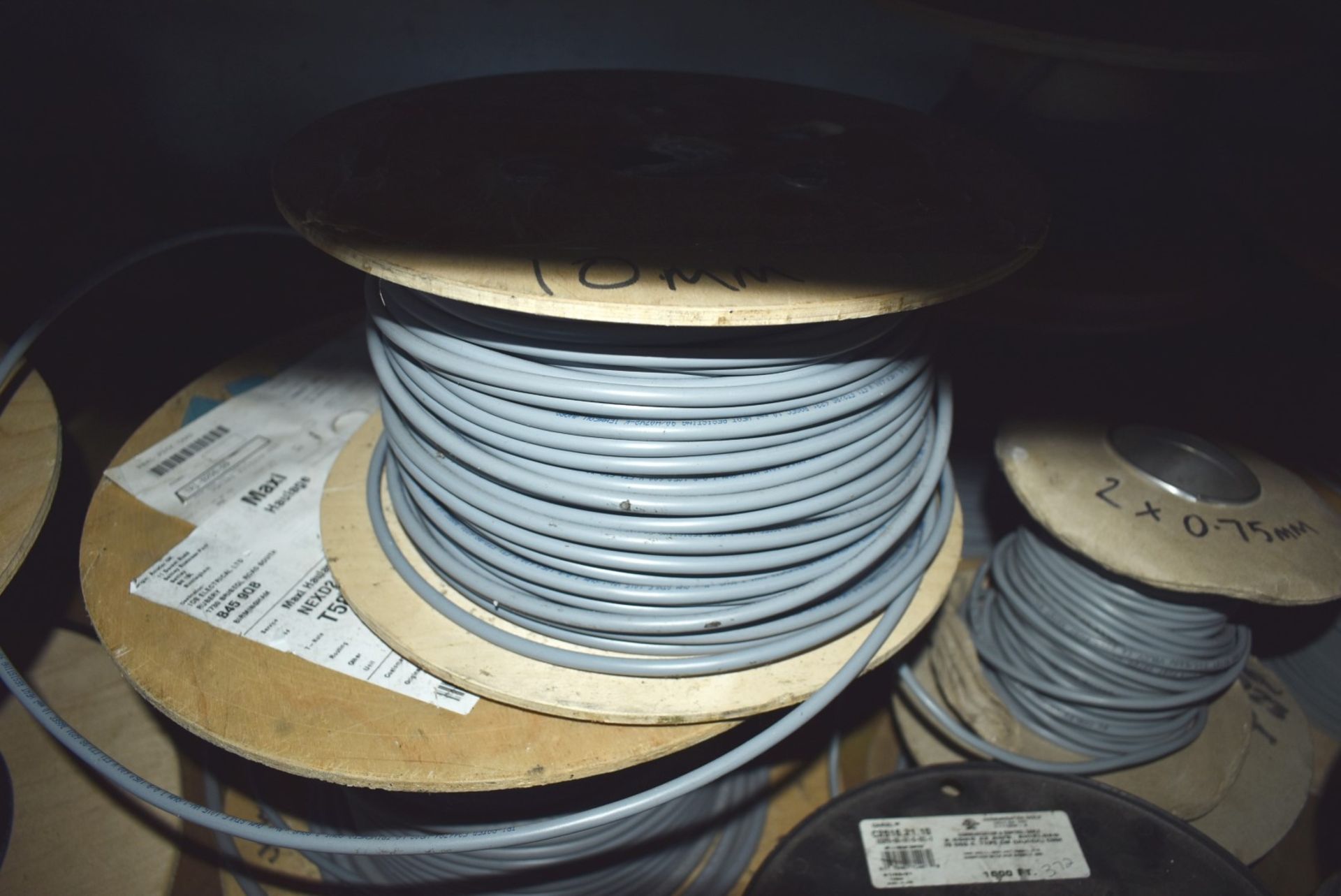 13 x Reels of Grey Electrical Cable - Includes New Reels and Part Used Reels of 100m and 500m Cable - Image 7 of 9