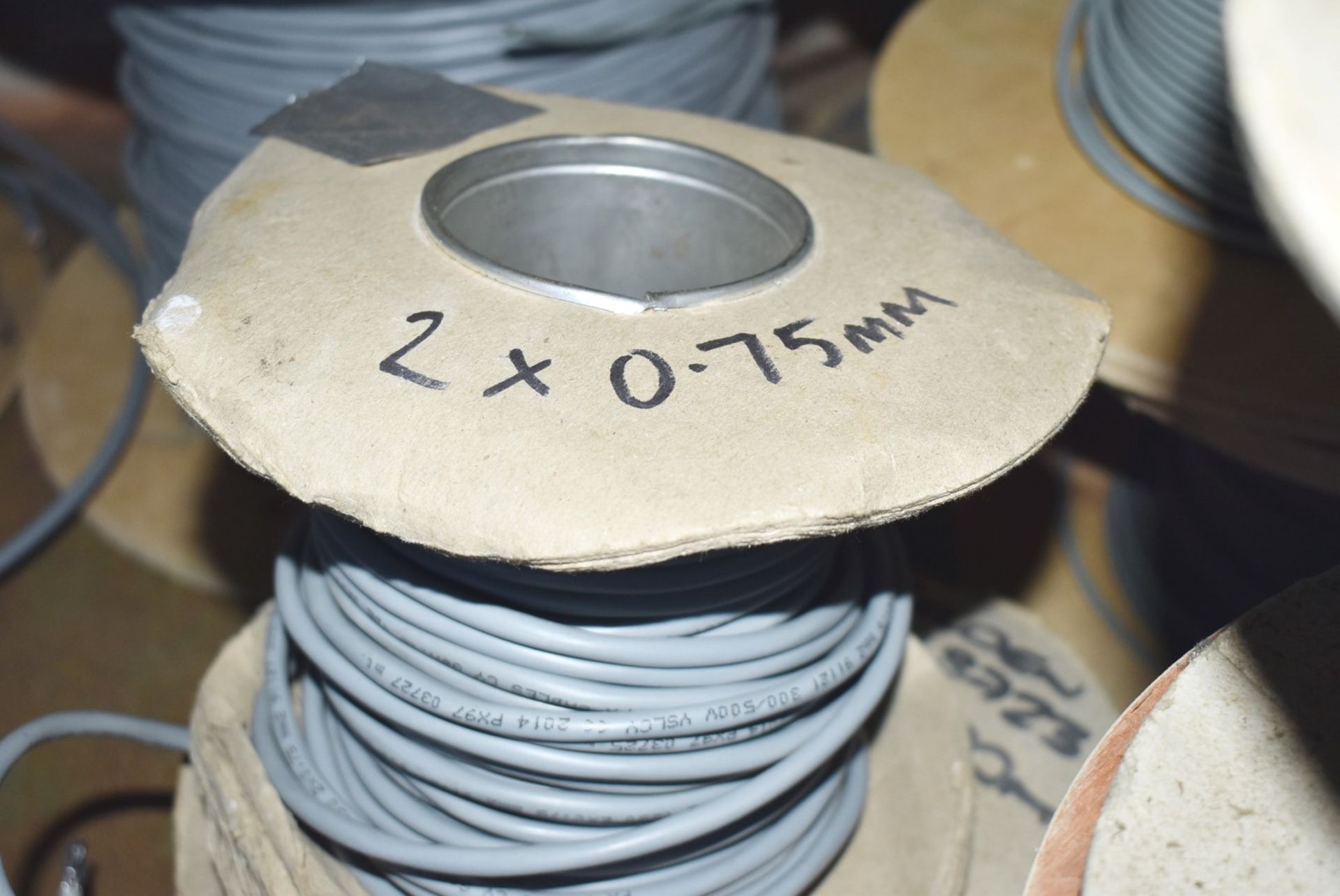 13 x Reels of Grey Electrical Cable - Includes New Reels and Part Used Reels of 100m and 500m Cable - Image 5 of 9