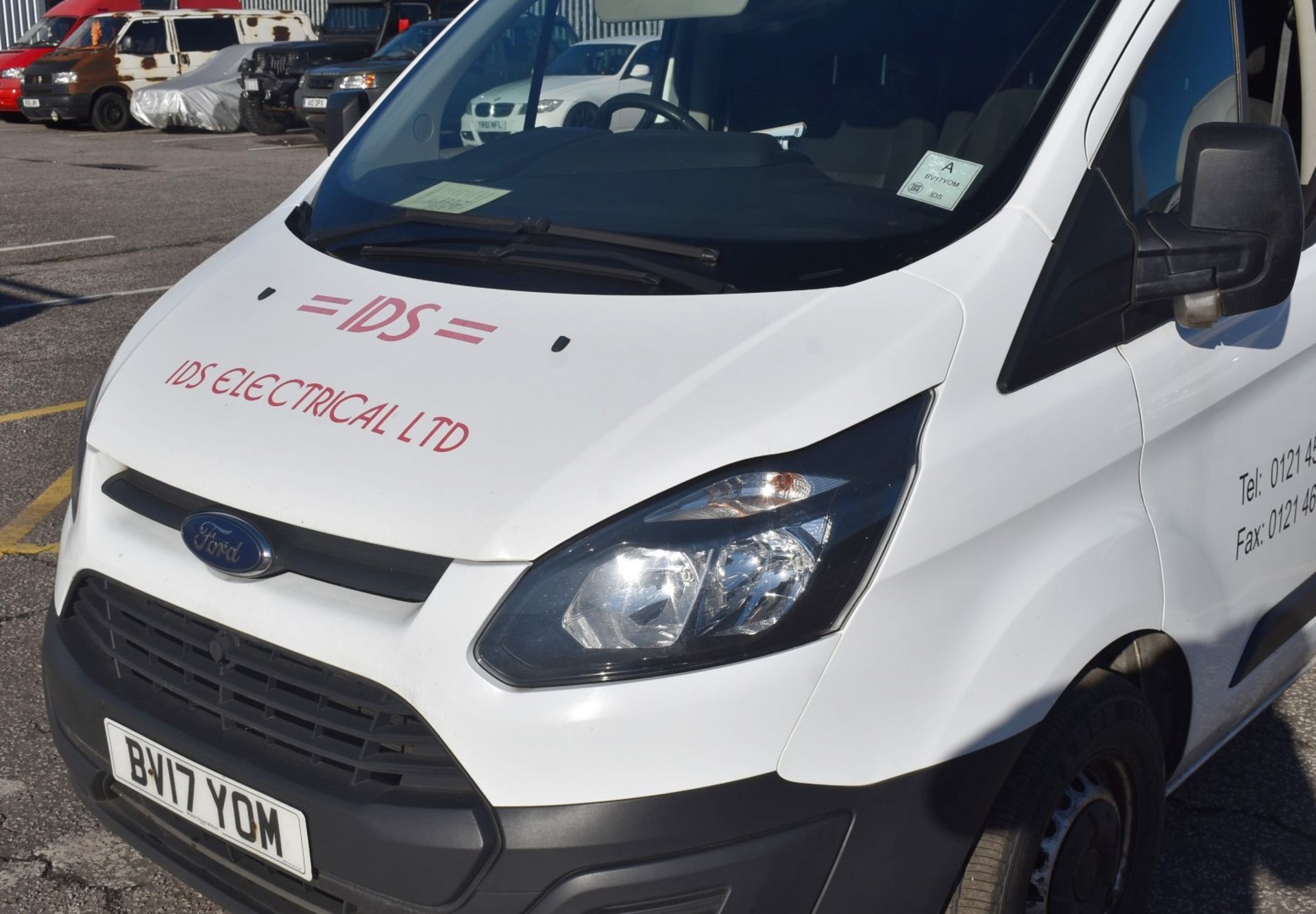 1 x Ford Transit 5 Seat Crew Van - Year 2017 - 12 Months MOT - Includes V5 and Key - Image 13 of 34