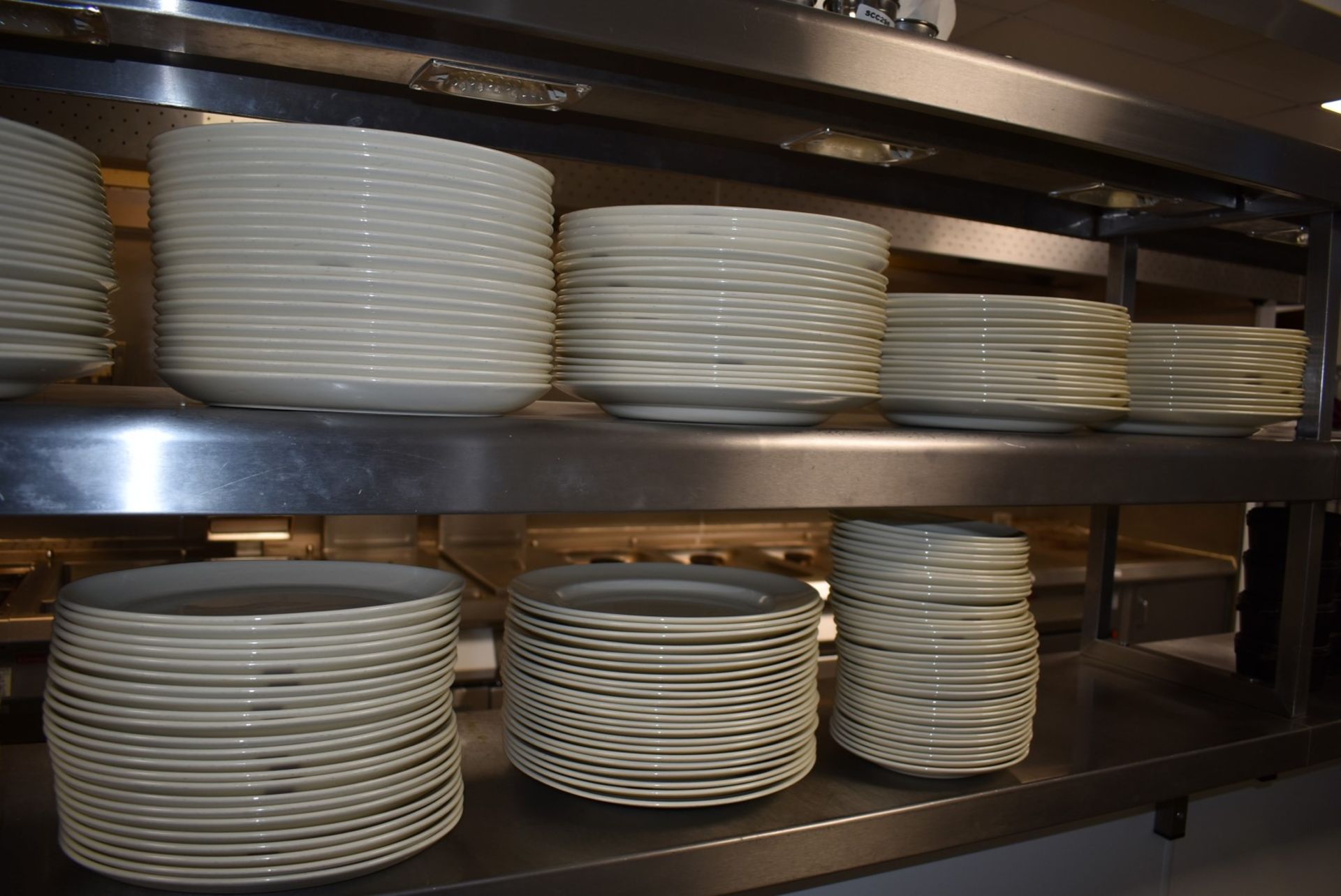 Approx 210 x Ceramic Dinner Plates - Various Sizes - From a Popular American Diner - Image 3 of 8