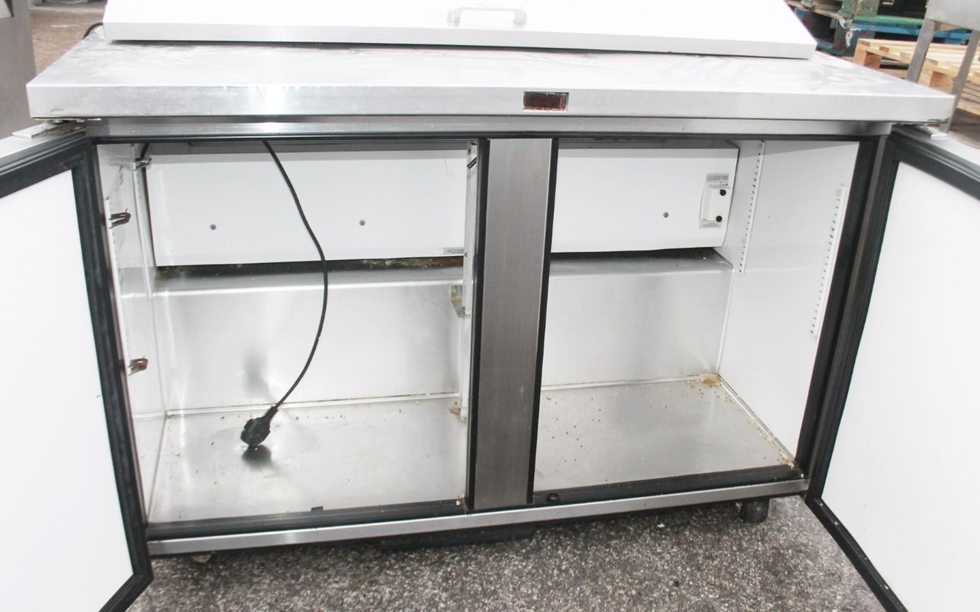 1 x Commercial Refrigerated Counter In Stainless Steel - Ref: GEN764 WH2 - CL811 BEL - Location: - Image 5 of 7