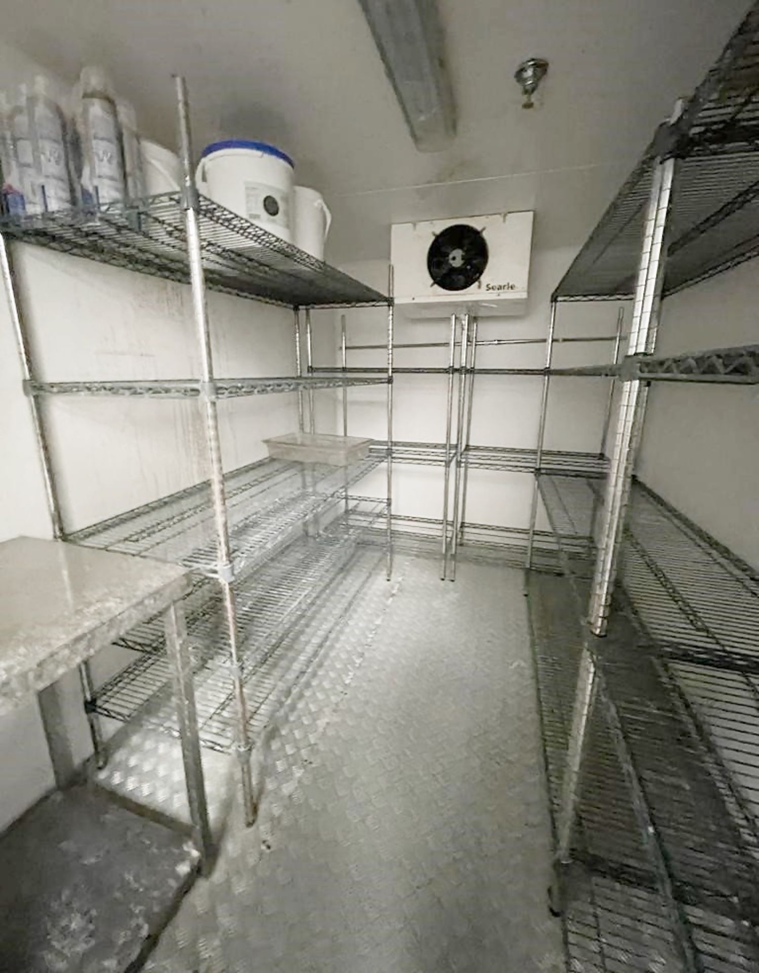 5 x Wire Shelving Racks For Cold Rooms / Commercial Kitchens - CL805 - Location: Altrincham