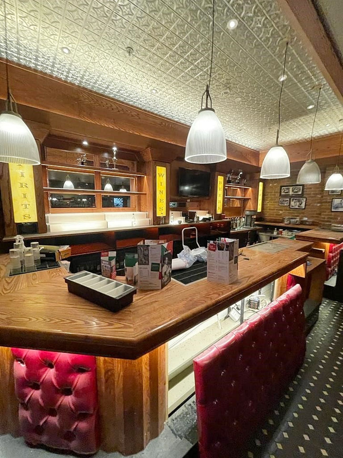 1 x Wooden Pub / Restaurant Front Bar Featuring Upholstered Panels, Underlit Counter, Black Stone - Image 2 of 12