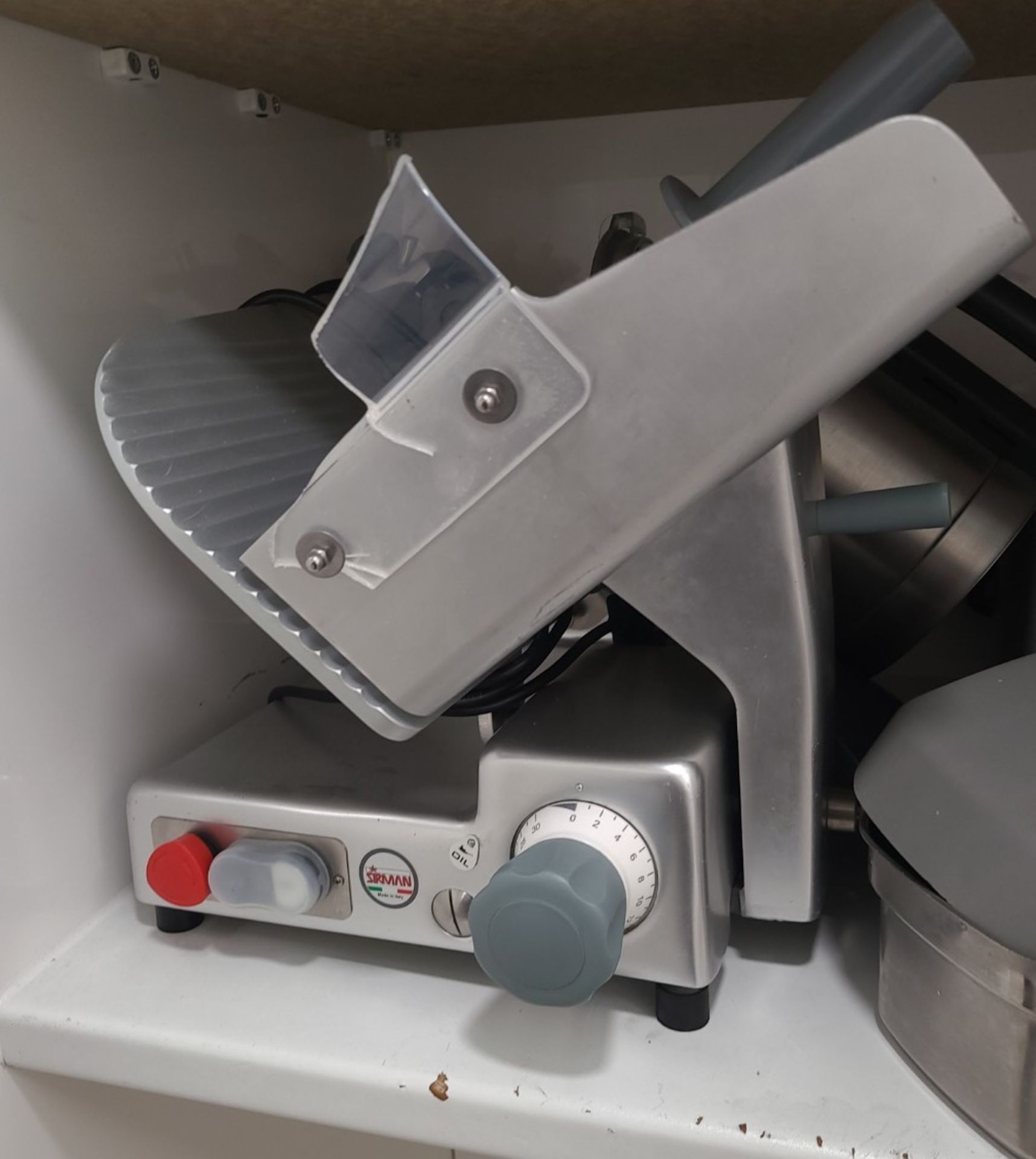 1 x SIRMAN 'Mirra' Commercial Aluminium Italian Gravity Feed Medium Size Duty Slicer - Image 2 of 6