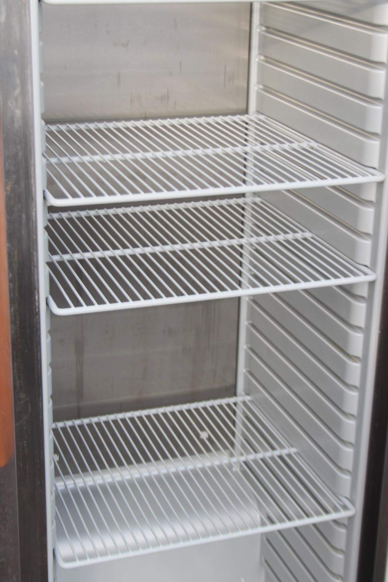 1 x GRAM Stainless Steel Commercial Upright Freezer - Ref: GEN753 WH2 - CL811 BEL - Location: - Image 3 of 6