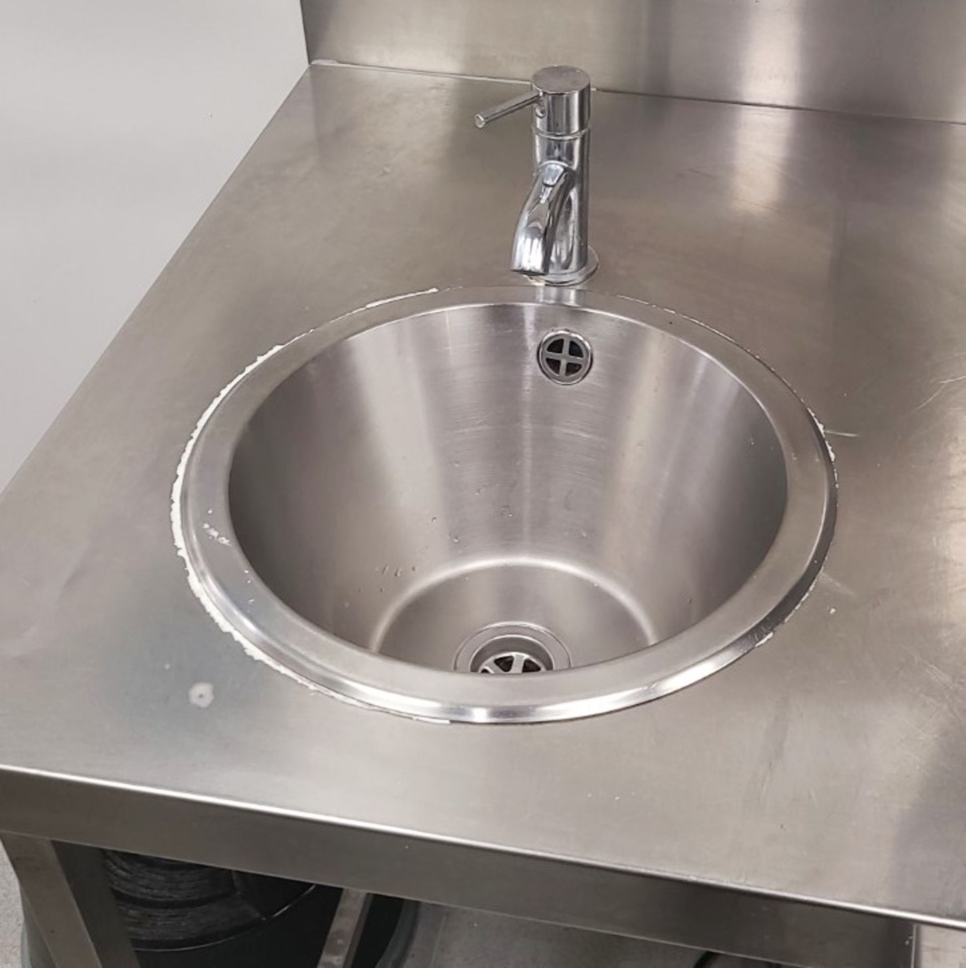 1 X PARRY Free Standing Stainless Steel Prep Table With Sink, Fixtures And Adjustable Feet - Image 2 of 6