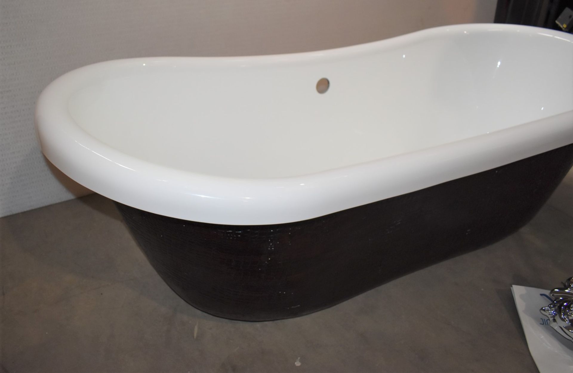 1 x Contemporary Freestanding Slipper Bath With Faux Crocodile Skin Surround and Ball and Claw - Image 10 of 17