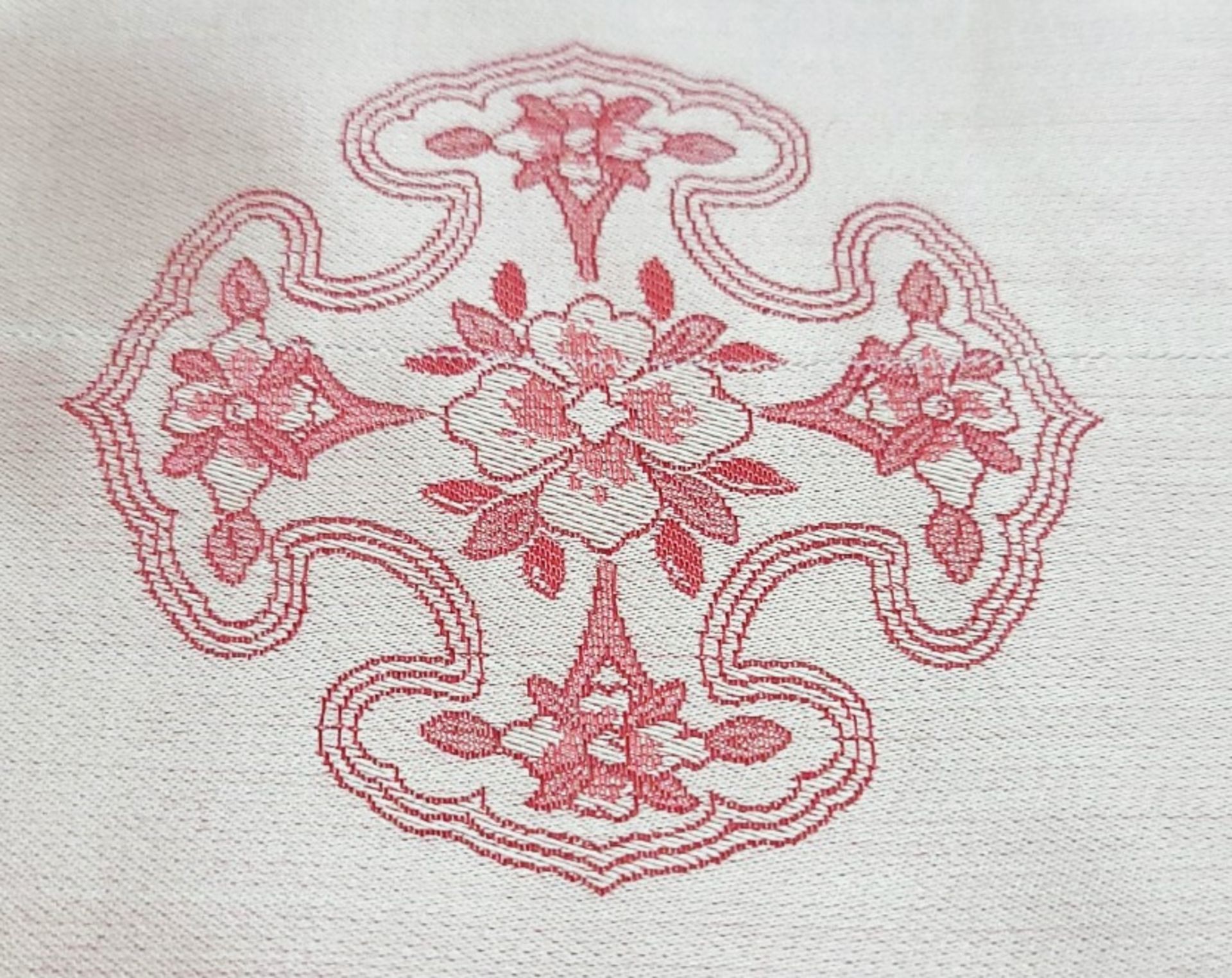 Set Of 2 x PRATESI 'Cina' Jacquard Pink Floral Print Pillow Shams (50x75cm) - Image 3 of 5