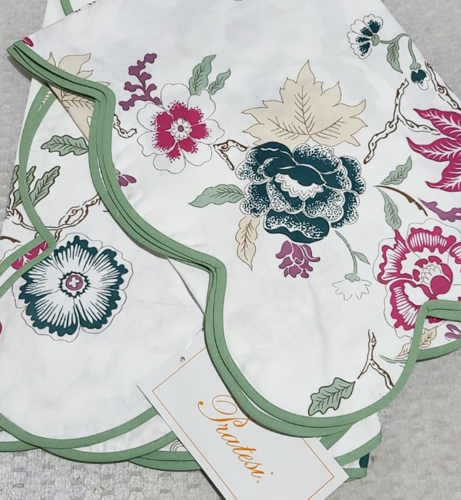 Set Of 2 x PRATESI Magenta & Green Cina Floral Print Shams (50x75cm) - Image 4 of 5