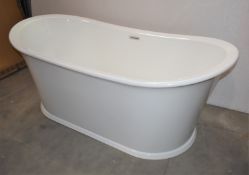 1 x Contemporary Acrylic Slipper Bath - 1680mm Wide - Unused Stock in Original Box - CL011 - Ref: