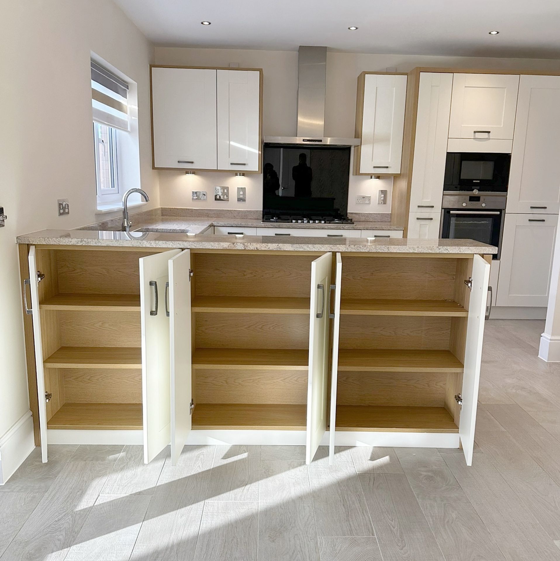 1 x SYMPHONY Contemporary Bespoke Fitted Shaker-Style Kitchen, With Branded Appliances, Granite Tops - Image 4 of 36