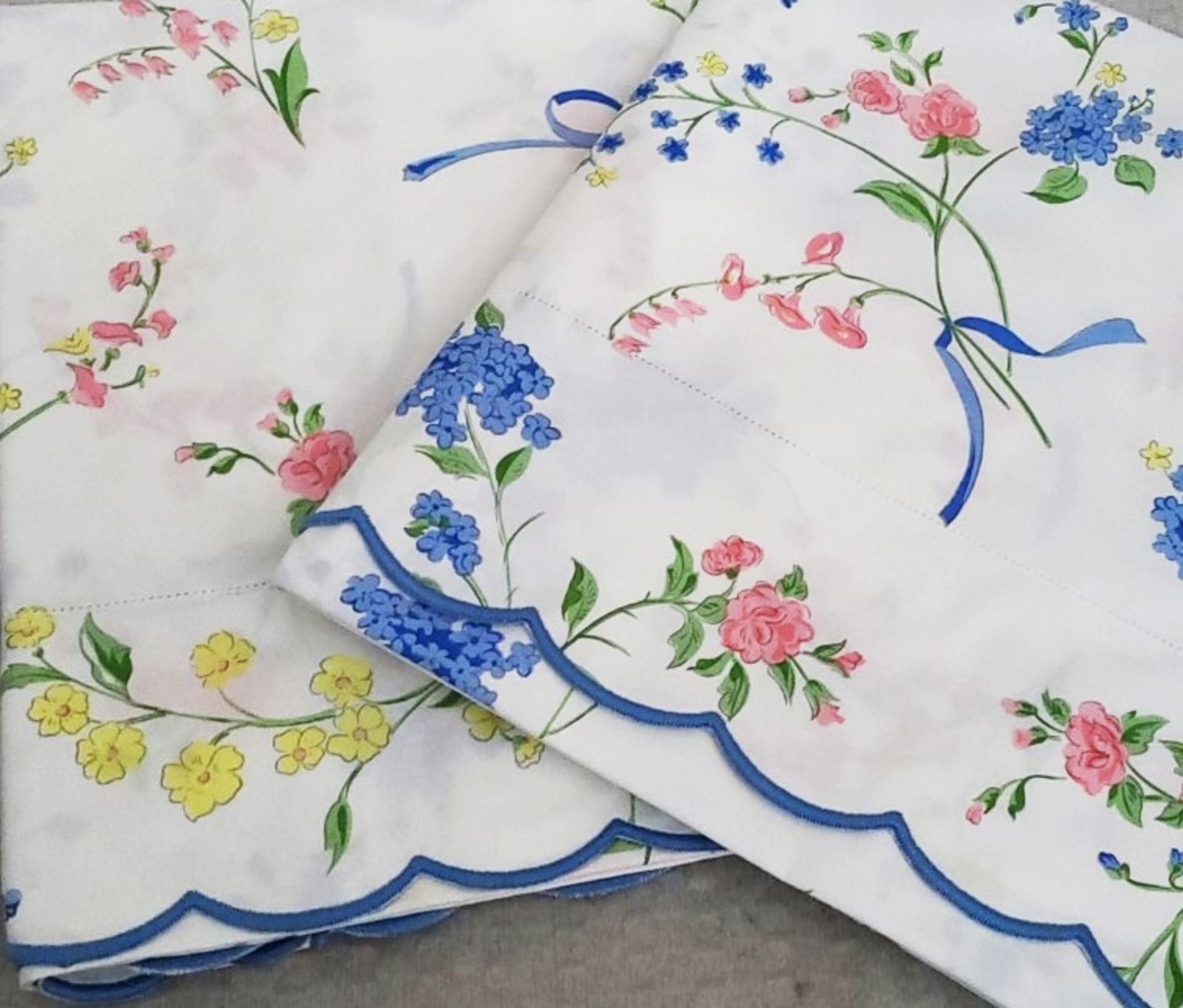 Set Of 2 x PRATESI 'Cina' Floral Print Luxurious Italian Made W/ Egyptian Cotton Sham 65x65cm
