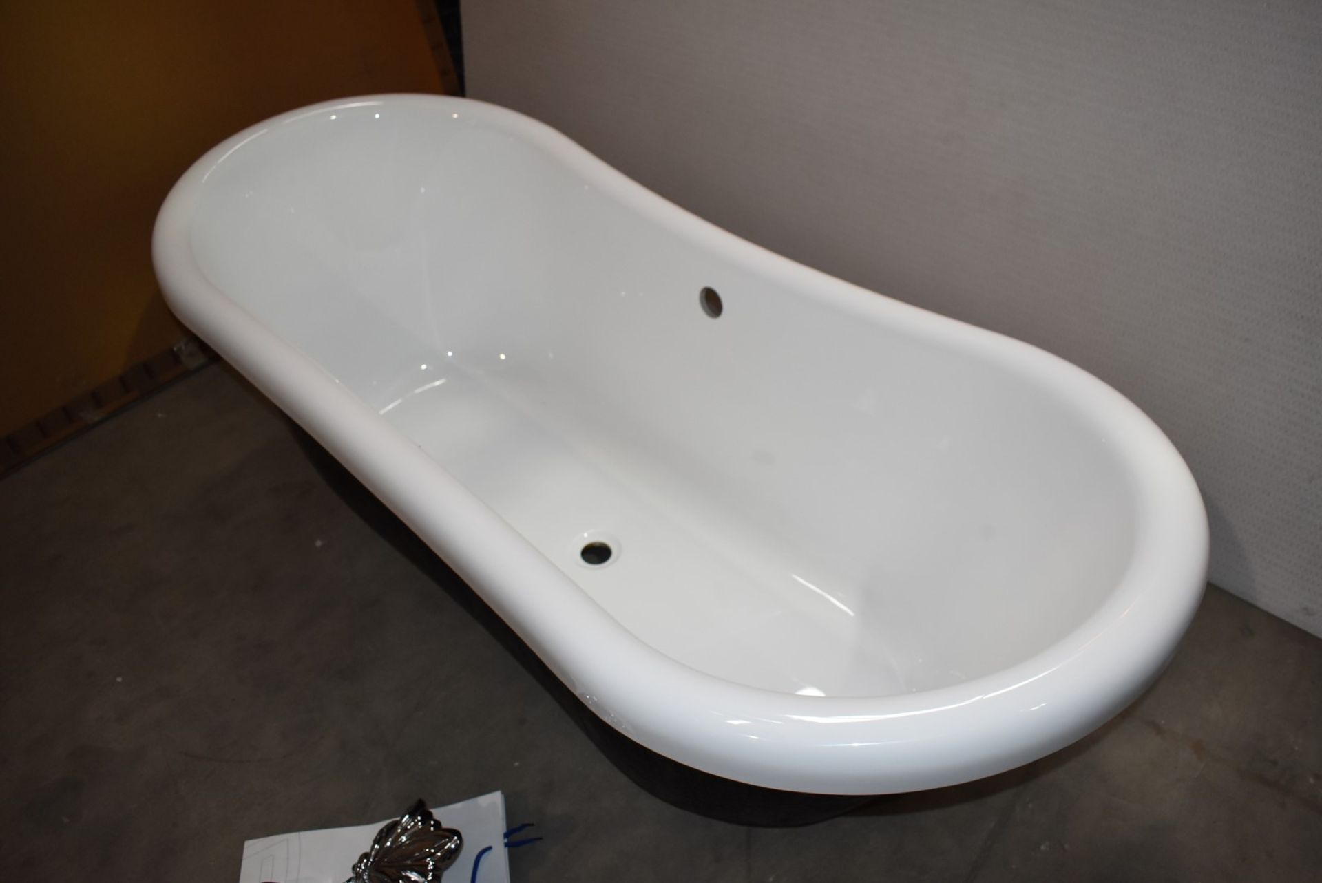 1 x Contemporary Freestanding Slipper Bath With Faux Crocodile Skin Surround and Ball and Claw - Image 6 of 17
