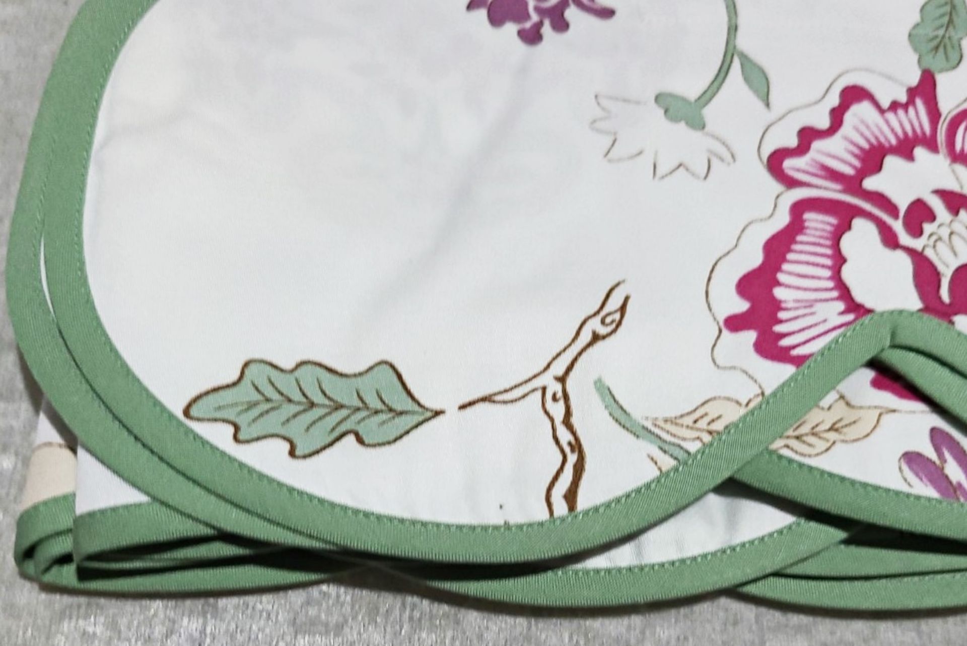Set Of 2 x PRATESI Magenta & Green Cina Floral Print Shams (50x75cm) - Image 5 of 5