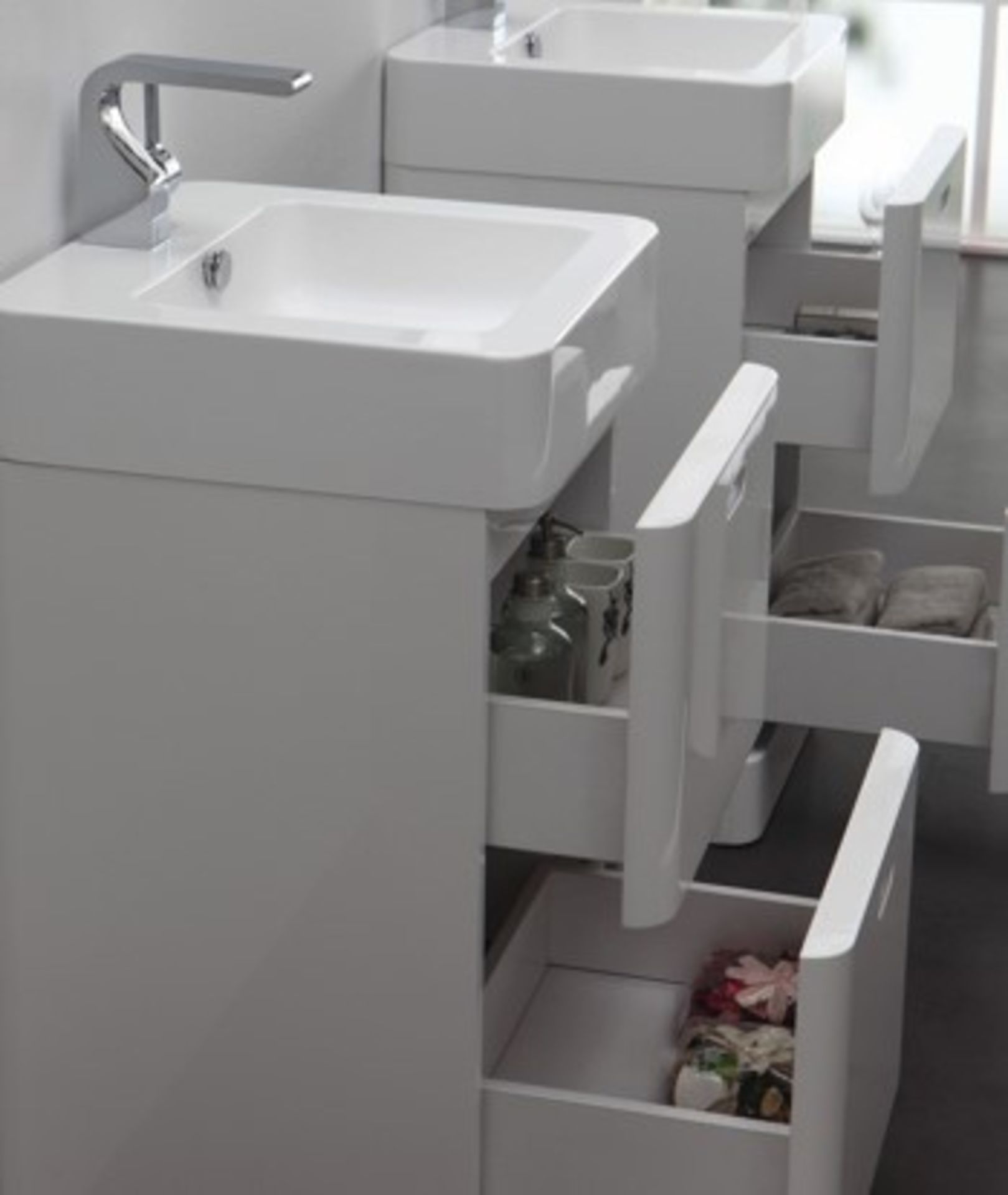 1 x Austin Bathrooms Urban Mini Stack 45 Bathroom Vanity Unit With Marbletech Sink Basin - 45cm Wide - Image 3 of 6