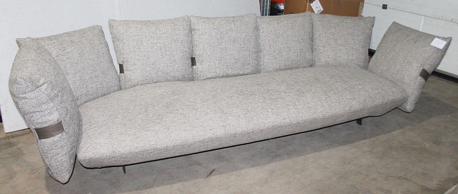 1 x ARKETIPO 'Smooth Operator' Luxury 7-Cushion / 3-Seater Sofa - Original Price £9,107 - Image 11 of 11