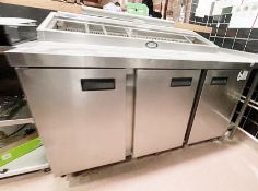 1 x FOSTER Commercial Gastronorm Prep Counter With Salad / Pizza Topper With Containers And Roll