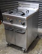 1 x Lincat Opus 700 OE7113 Twin Tank Electric Fryer With Filtration