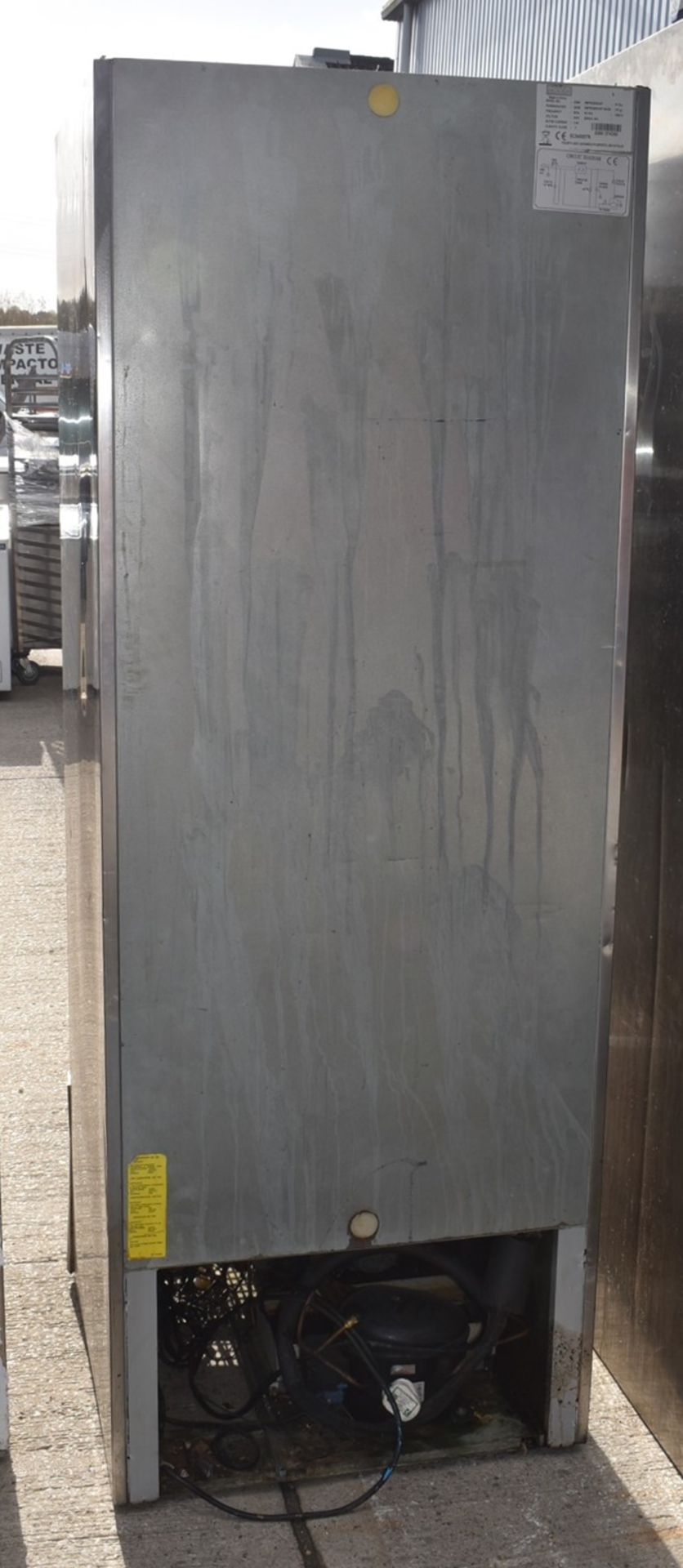 1 x Polar G590 Upright Commercial Fridge - Size: H188 x W65 x D70 cms - Recently Removed From a Dark - Image 4 of 6
