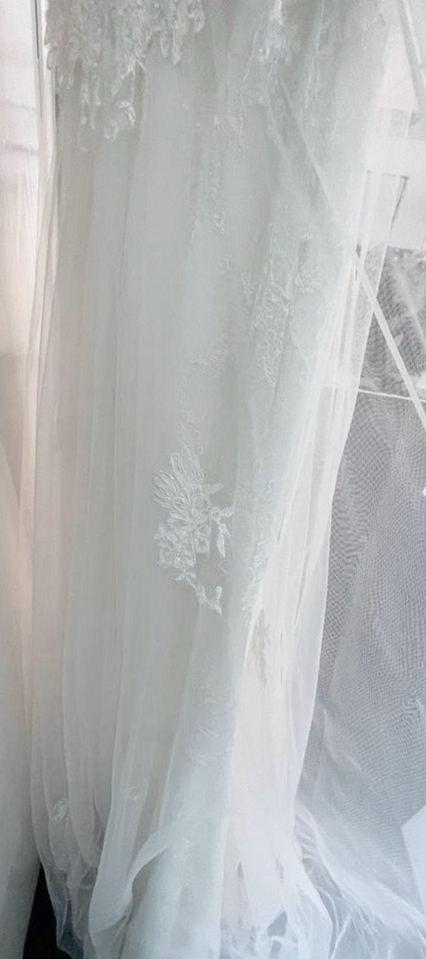 1 x LUSAN MANDONGUS / ANNASUL Y 'Infinity' Strapless Designer Wedding Dress - UK 12 - RRP £1,700 - Image 7 of 8