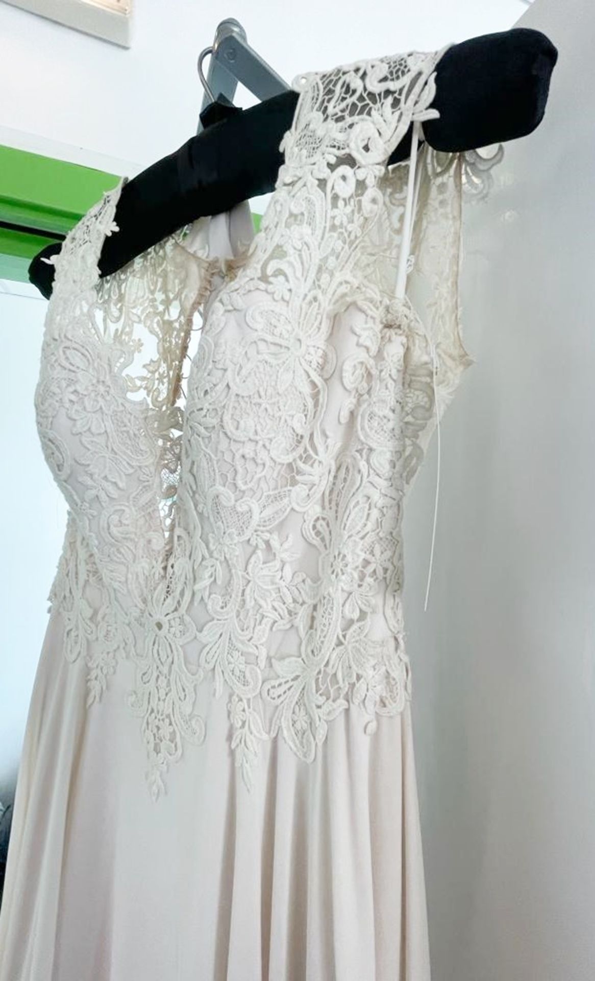 1 x LILIAN WEST 'Kate' Designer Crochet Lace Sweetheart Wedding Dress Bridal Gown, With Silk Flowing - Image 2 of 14