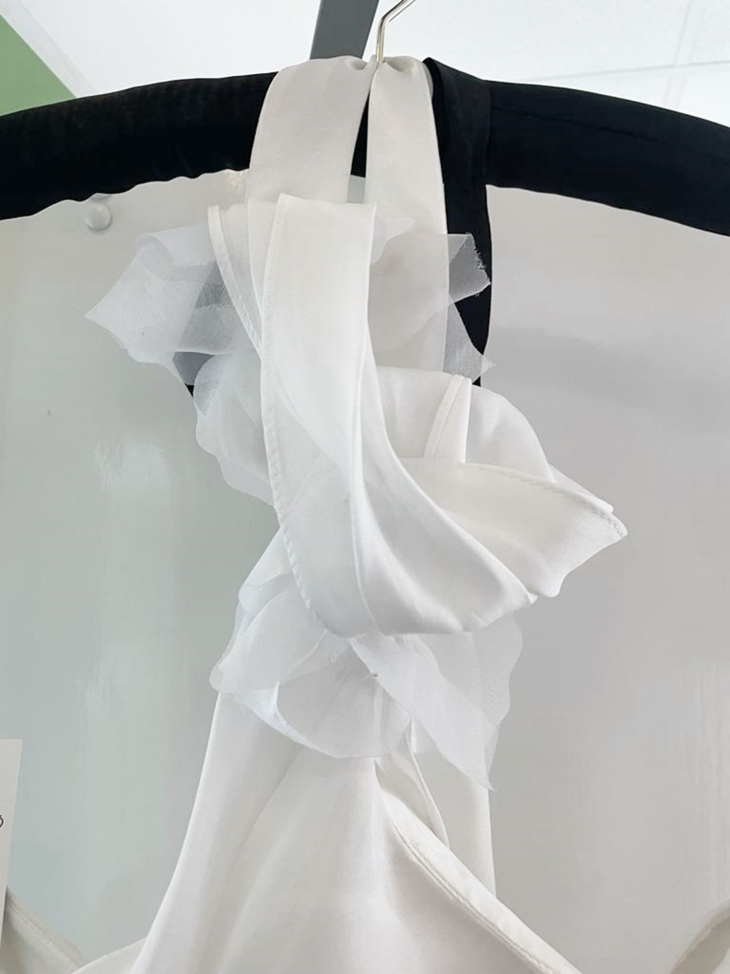 1 x DAVID FIELDEN Designer Silk Halter Neck Fit And Flare Wedding Dress Bridal Gown, With Handmade - Image 4 of 7