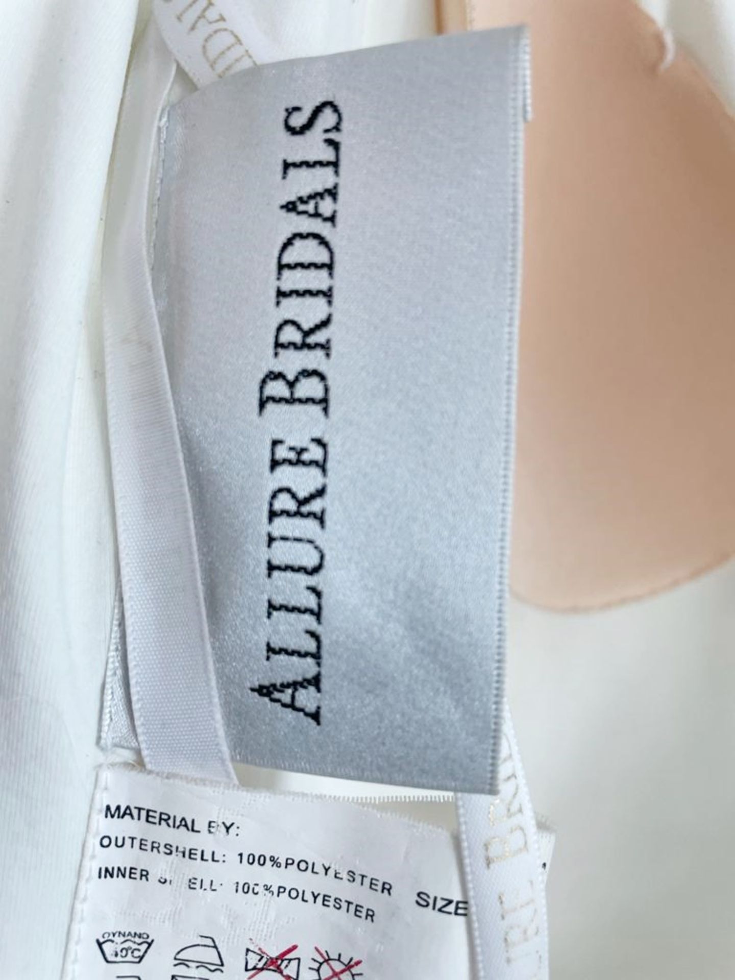 1 x ALLURE BRIDALS Sleeveless Designer Wedding Dress Bridal Gown - Style: 9813 - Size: UK 10 - - Image 11 of 13