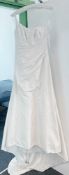 1 x ALAN HANNAH 'Bella' Satin Fit And Flare Corseted Designer Wedding Dress Bridal Gown - Size: UK