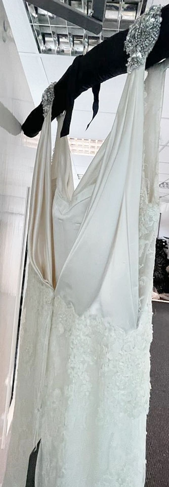 1 x LUSAN MANDONGUS 'Kalina' 100% Silk Fishtail Designer Wedding Dress Bridal Gown, Featuring - Image 6 of 11