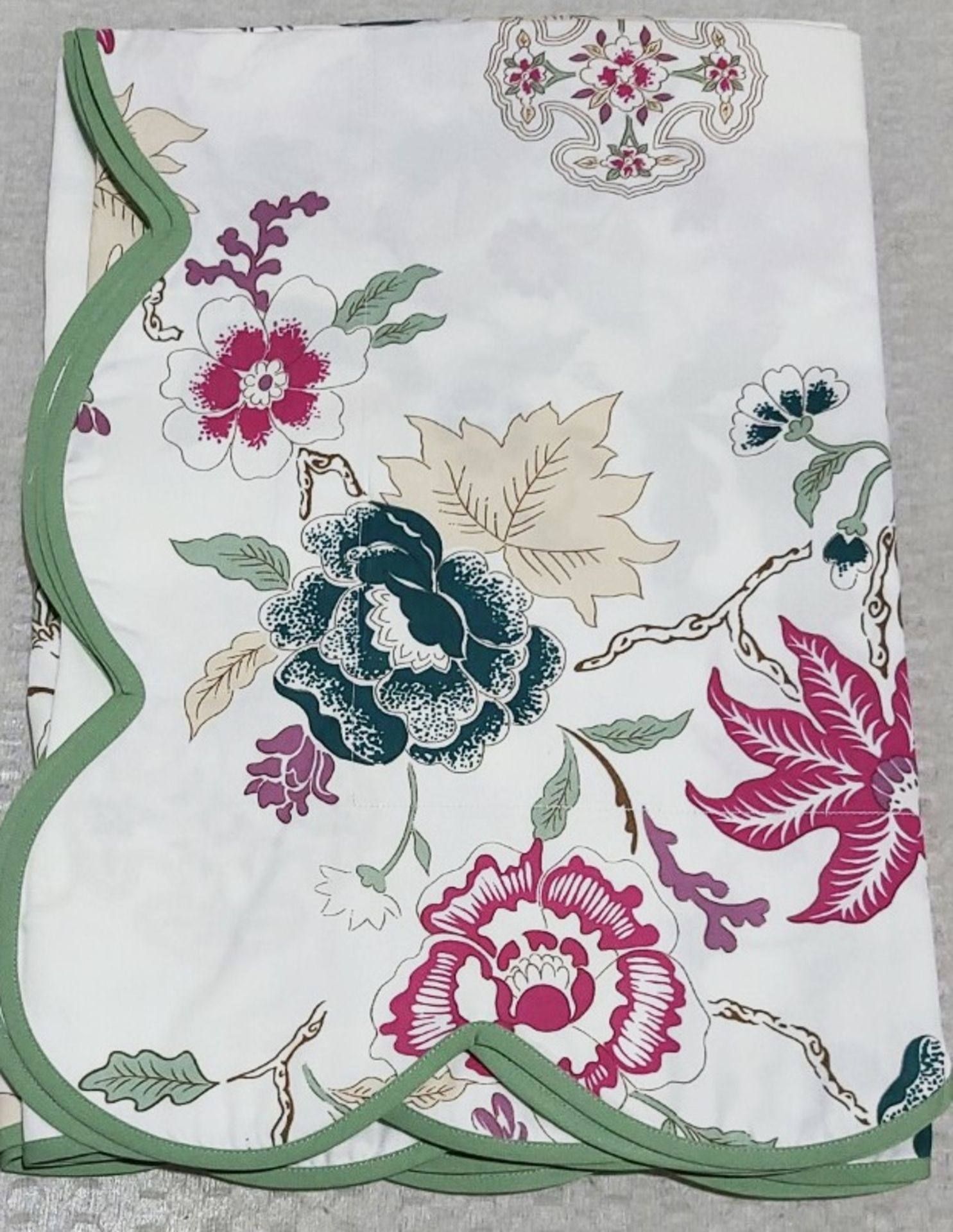 Set Of 2 x PRATESI Magenta & Green Cina Floral Print Shams (50x75cm)