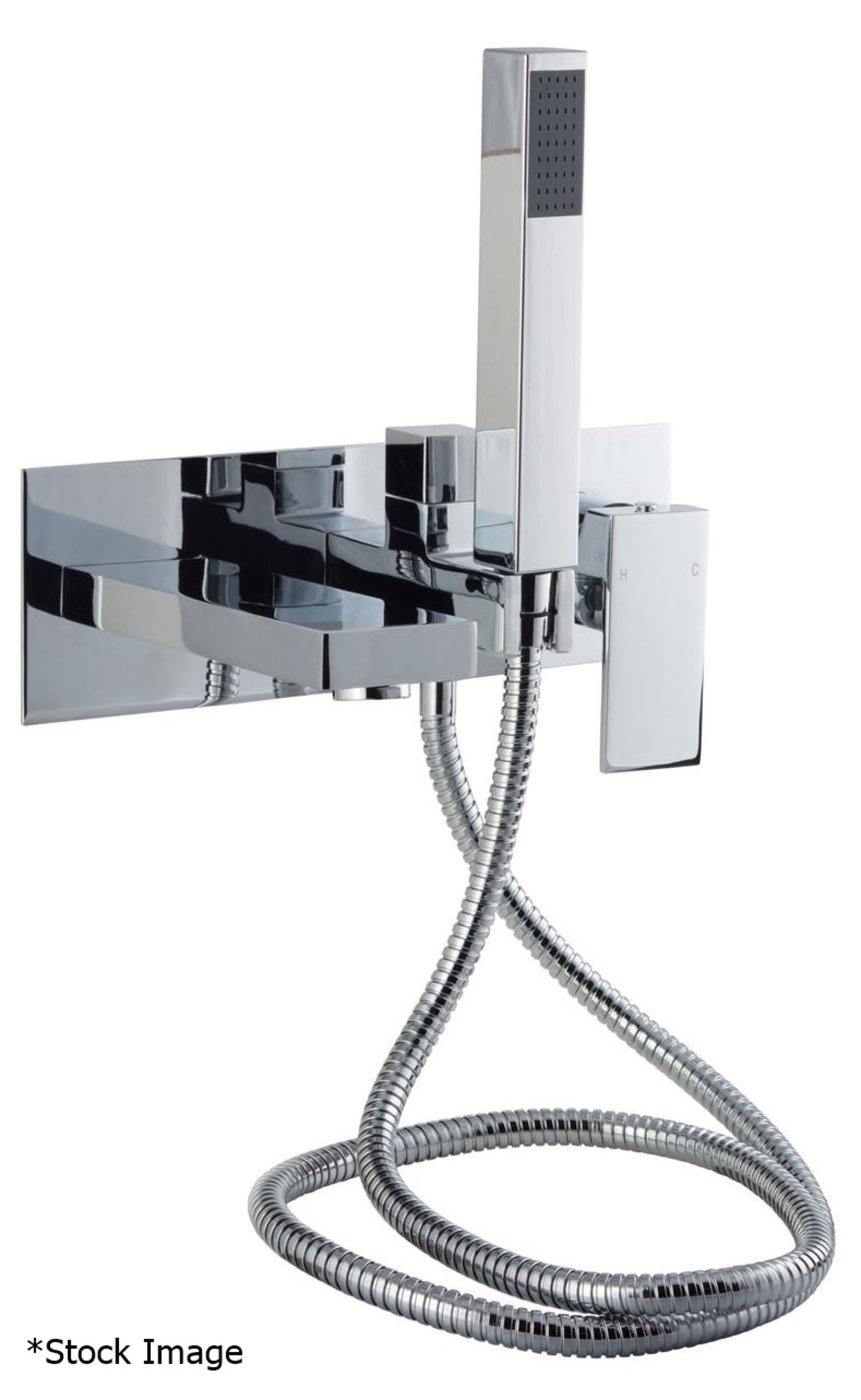 1 x Cassellie 'Form' Wall Mounted Bath Shower Mixer Tap - Ref: FRM006 - New & Boxed Stock - RRP £