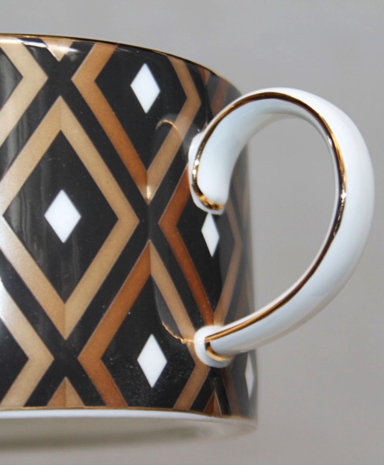 1 x WEDGWOOD 'Arris' Fine Bone China Teacup and Saucer, With An Art Deco Geometric print - Boxed - Image 6 of 6