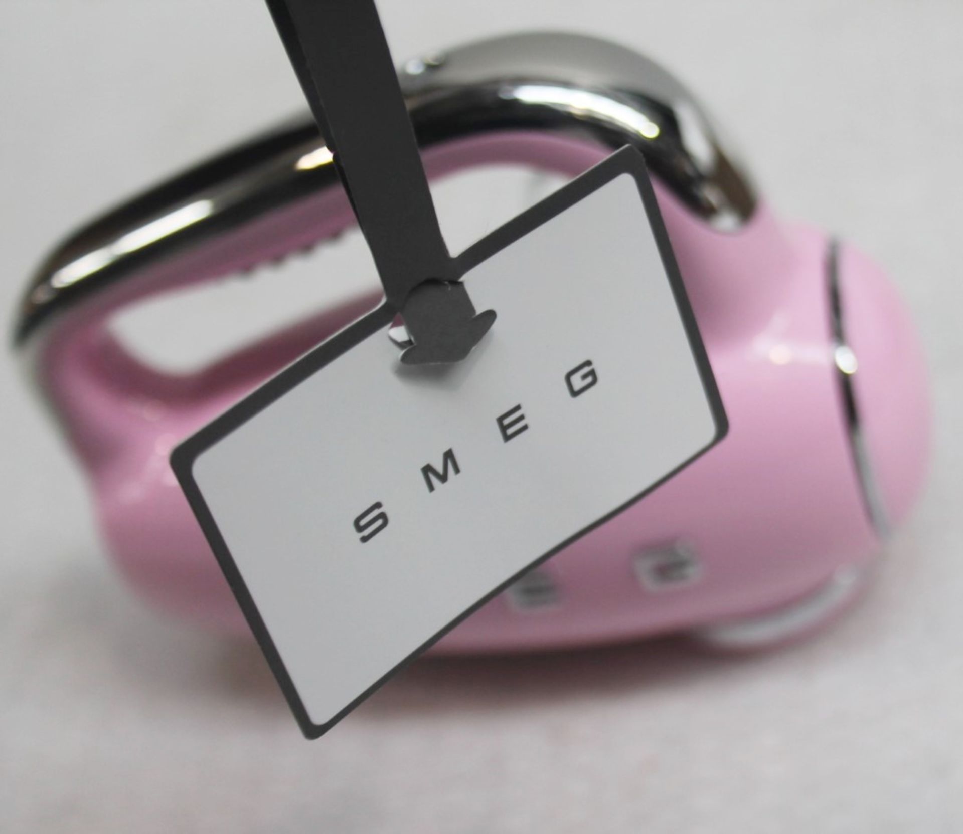 1 x SMEG 50's Retro Stand Hand Whisk Pink With Timer and 9 Power Levels - Original Price £149.00 - Image 7 of 15