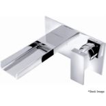 1 x Cassellie 'Dunk' Wall Mounted Waterfall Bath Tap - Ref: DUK016 - New & Boxed Stock - RRP 130.
