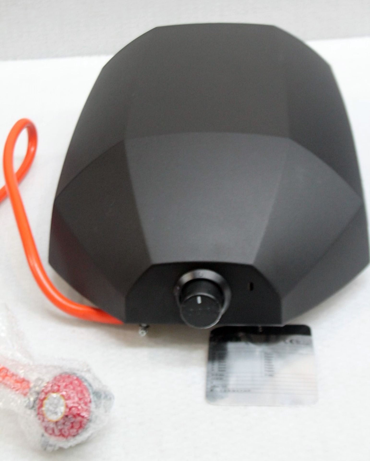 1 x OONI 'Koda' 12-inch Pizza Oven Gas Fueled Cooks Stone Baked Pizzas In 60 Seconds - Image 5 of 20