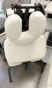 1 x White Leather Head Massage Chair - From An Award-winning Chelsea Hair Salon - Ref: 030 - CL828 -