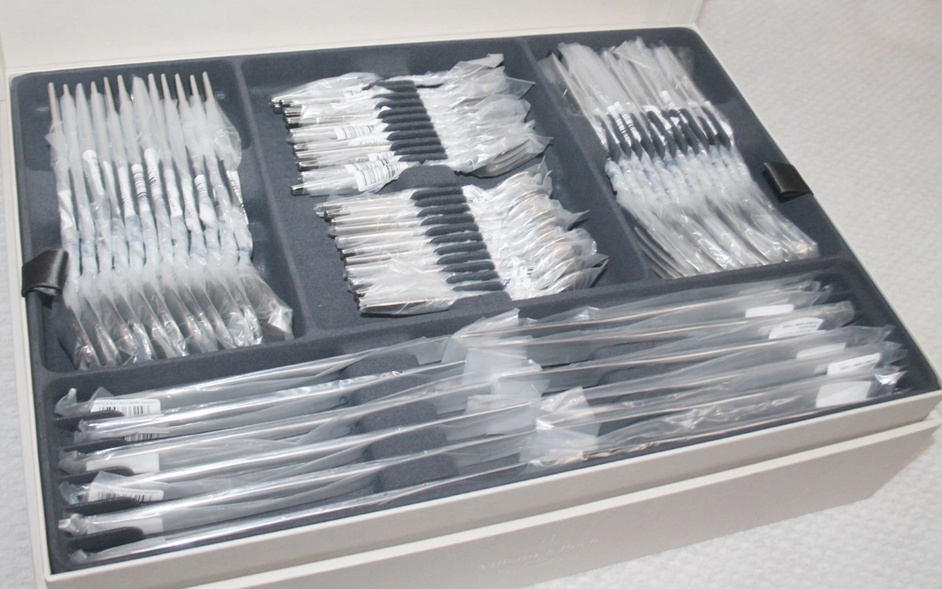 1 x VILLEROY & BOCH 'MetroChic' Luxury 70-Piece Cutlery Set - Boxed Stock - Original Price £1,539 - Image 3 of 14