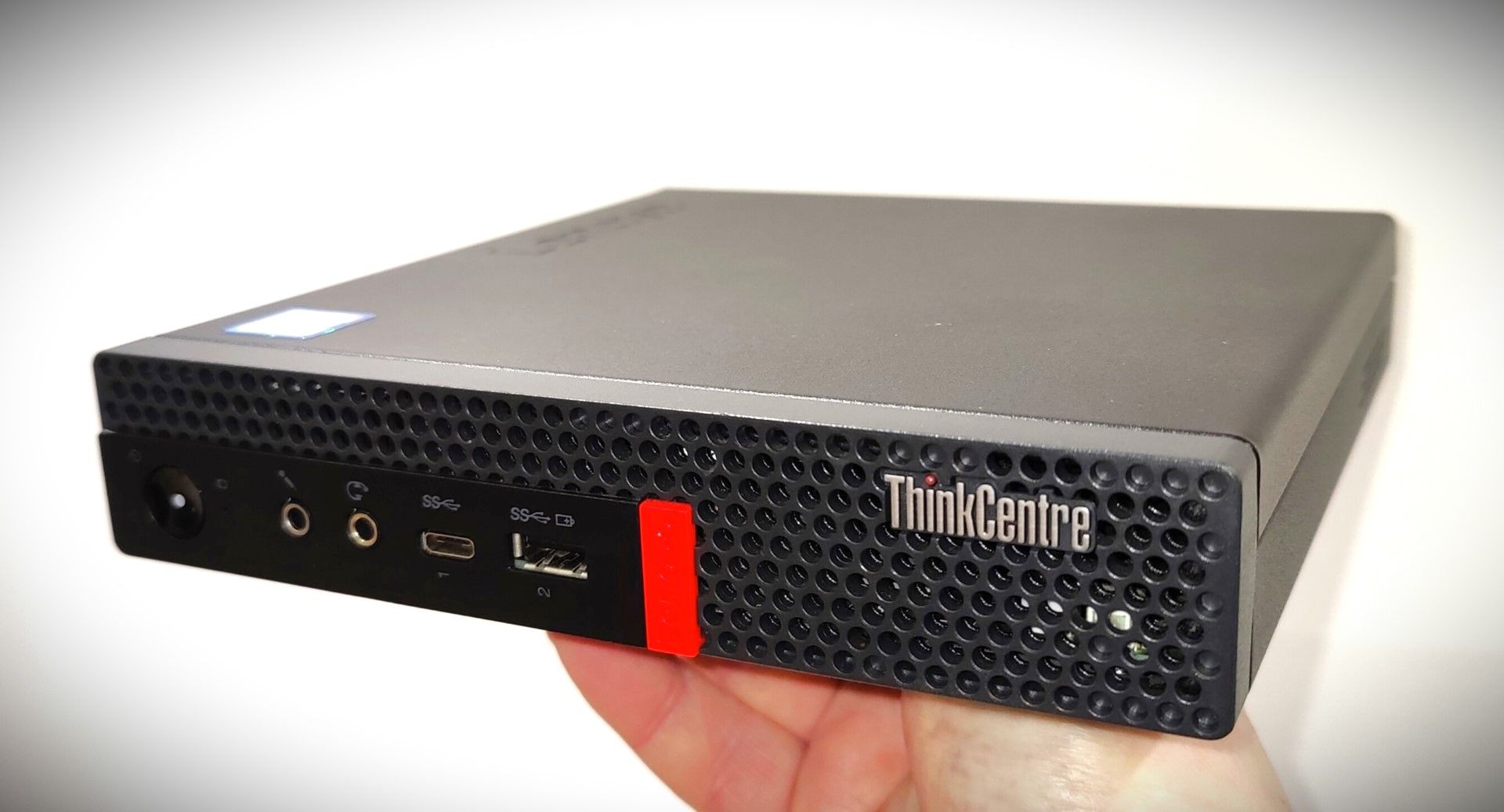 1 x Lenovo ThinkCentre M720Q Mini PC - Intel i5-8400t 8th Gen Processor, 8gb DDR4, 256GB M.2 SSD