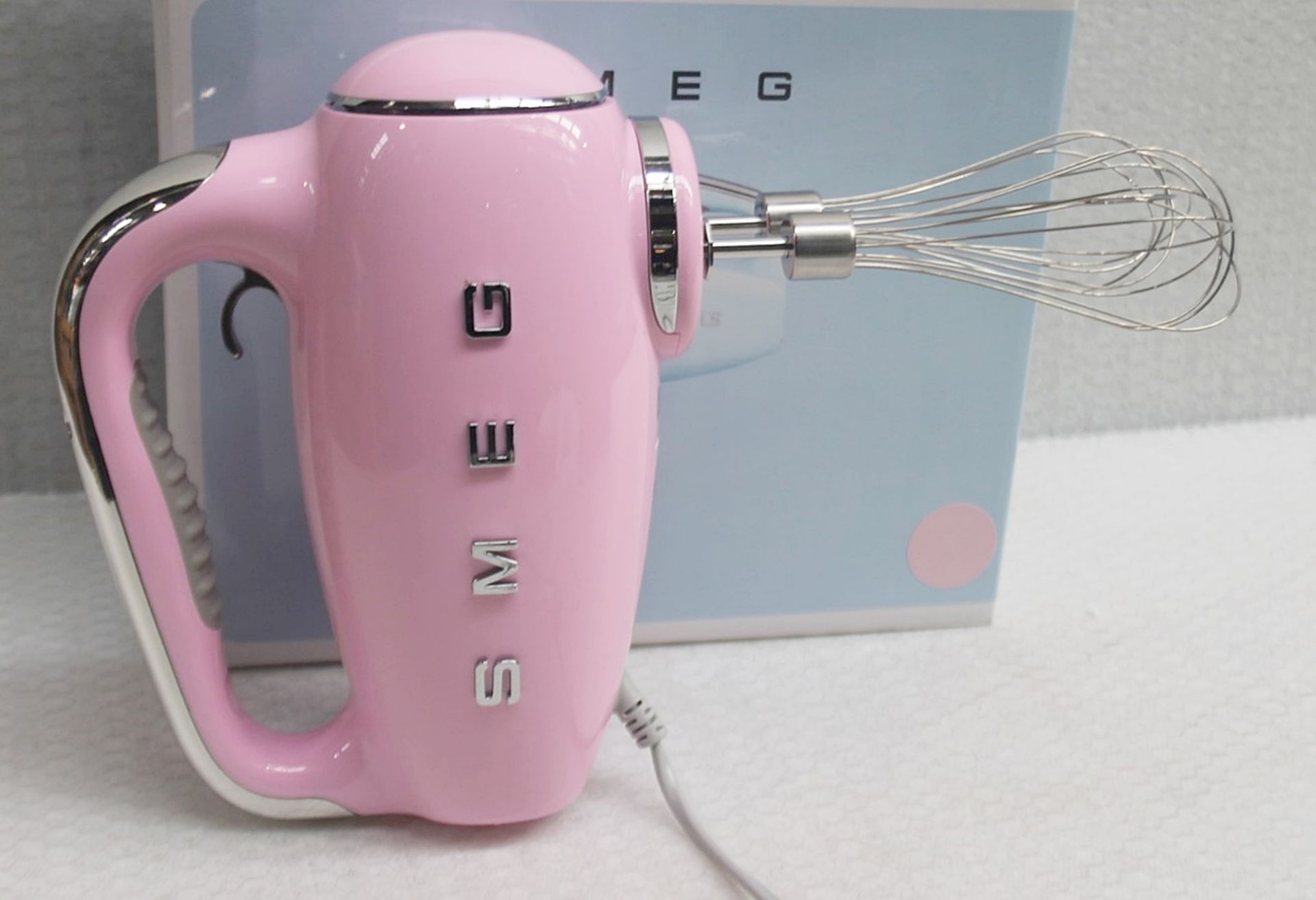 1 x SMEG 50's Retro Stand Hand Whisk Pink With Timer and 9 Power Levels - Original Price £149.00 - Image 2 of 15