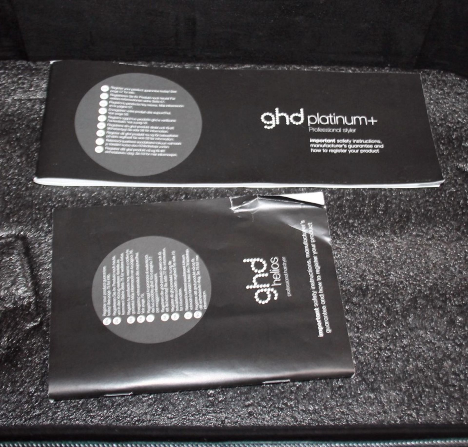 1 x GHD Platinum+ Styler & Helios Hair Dryer Gift Set With Green Case - Original Price £368.00 - Image 9 of 9