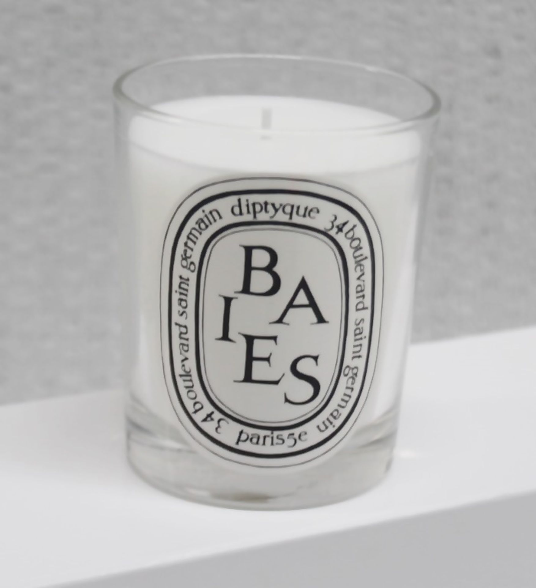 1 x DIPTYQUE Luxury Scented Candle - Baies (Berries) 190G / 6.5Oz - Original Price £54.00 - Image 2 of 5