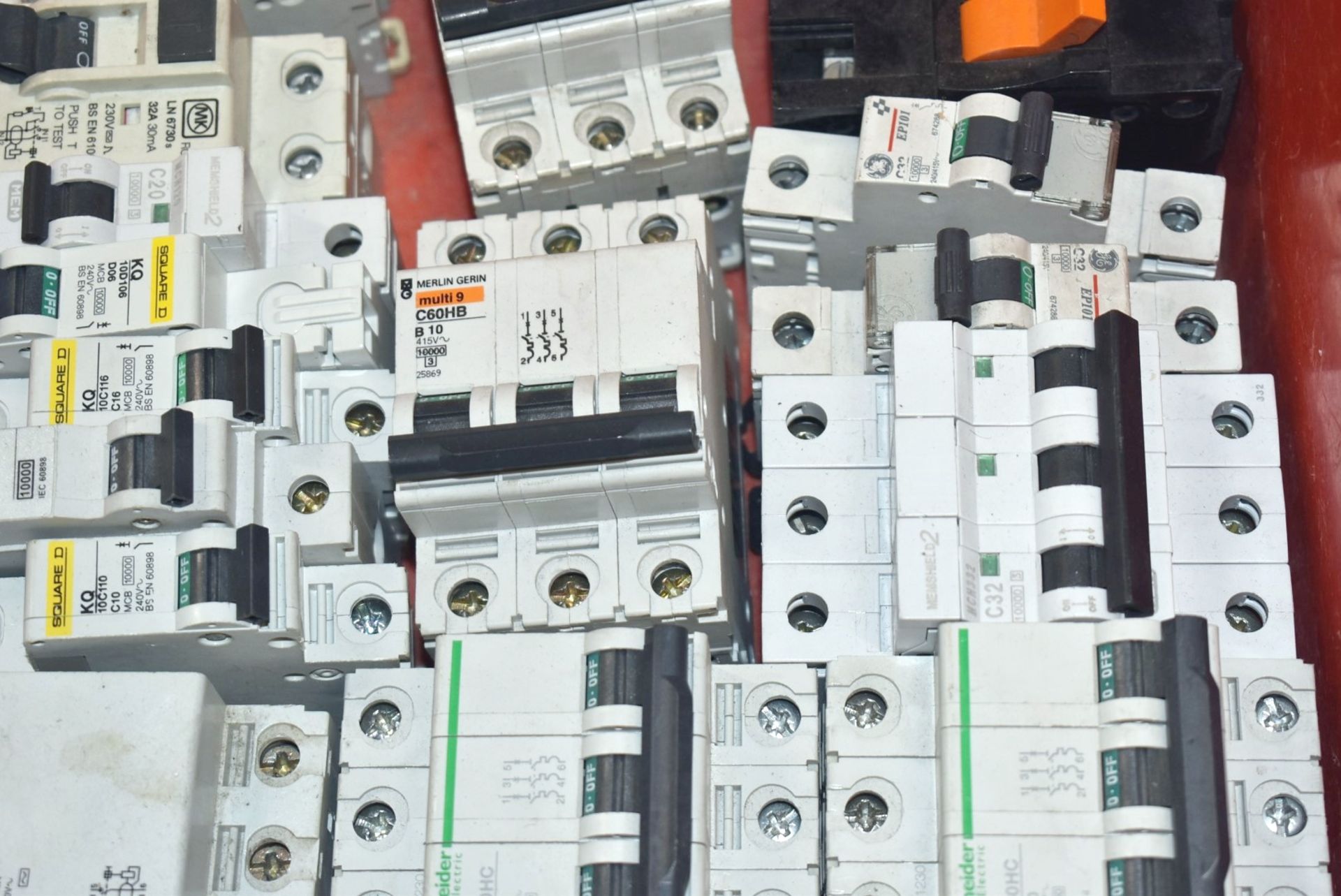 1 x Tub of Circuit Breakers - Ref: C694 - CL816 - Location: Birmingham, B45Collection - Image 9 of 13