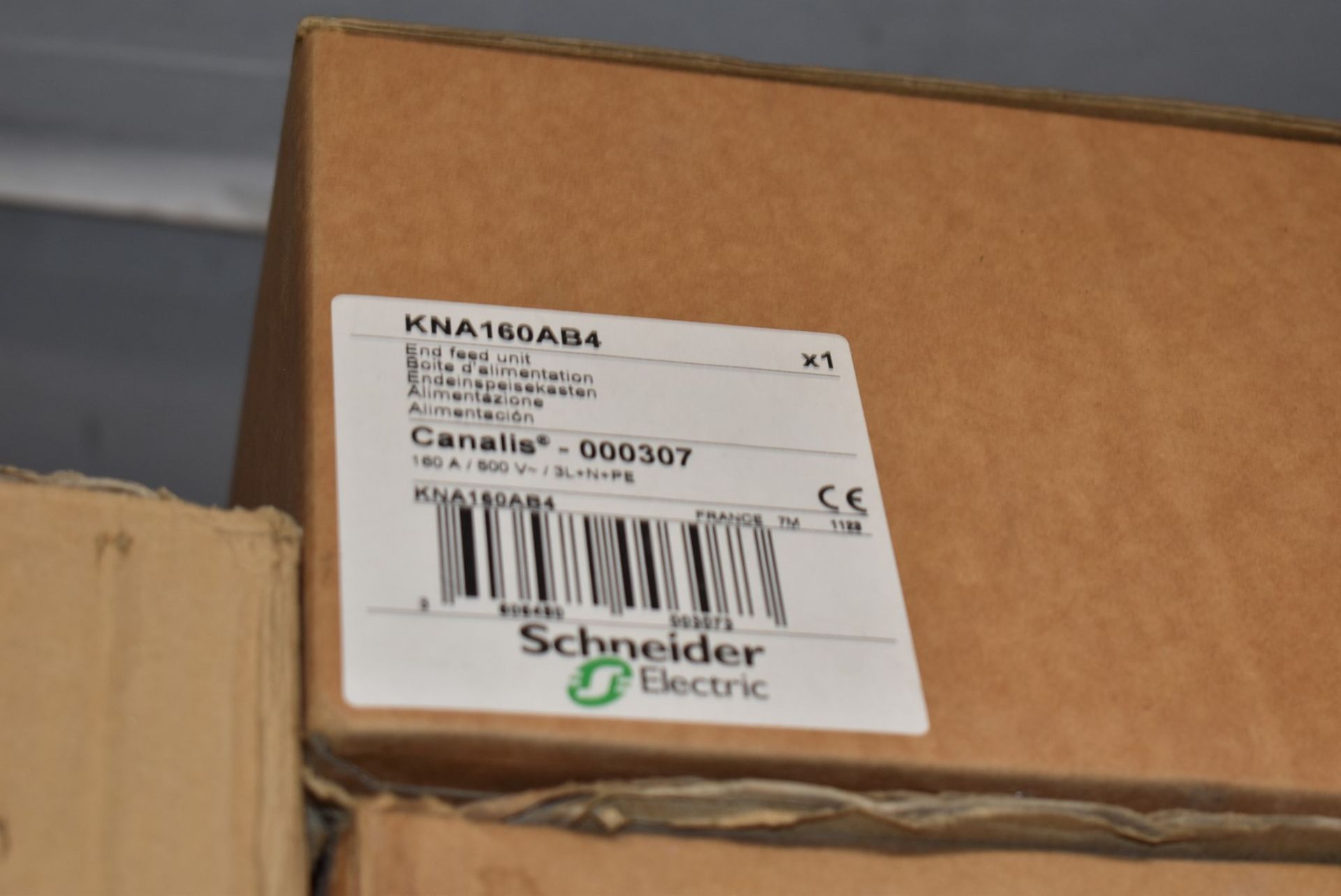 3 x Schneider Electric Canalis End Feed Units - Types KSA250AB4 & KNA160AB4 - RRP £1,360 - Image 6 of 7