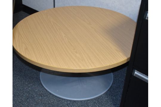 1 x Low Round Wooden Coffee Table - Ref: C223 - CL816 - Location: Birmingham, B45Col - Image 2 of 3