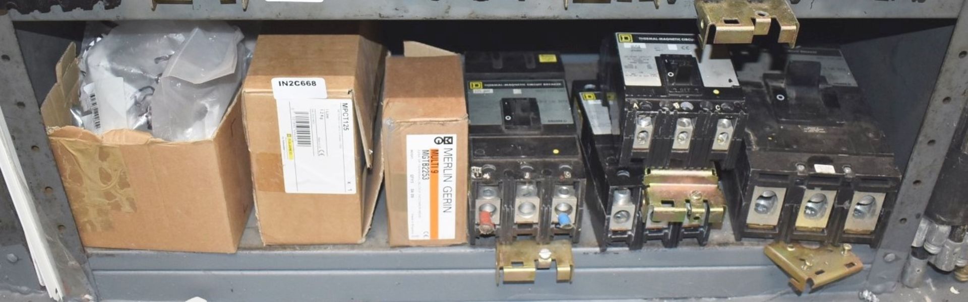 Assorted Electrical Components - Mainly Circuit Breakers - Contents of Shelf - Ref: C668 - CL816 - L