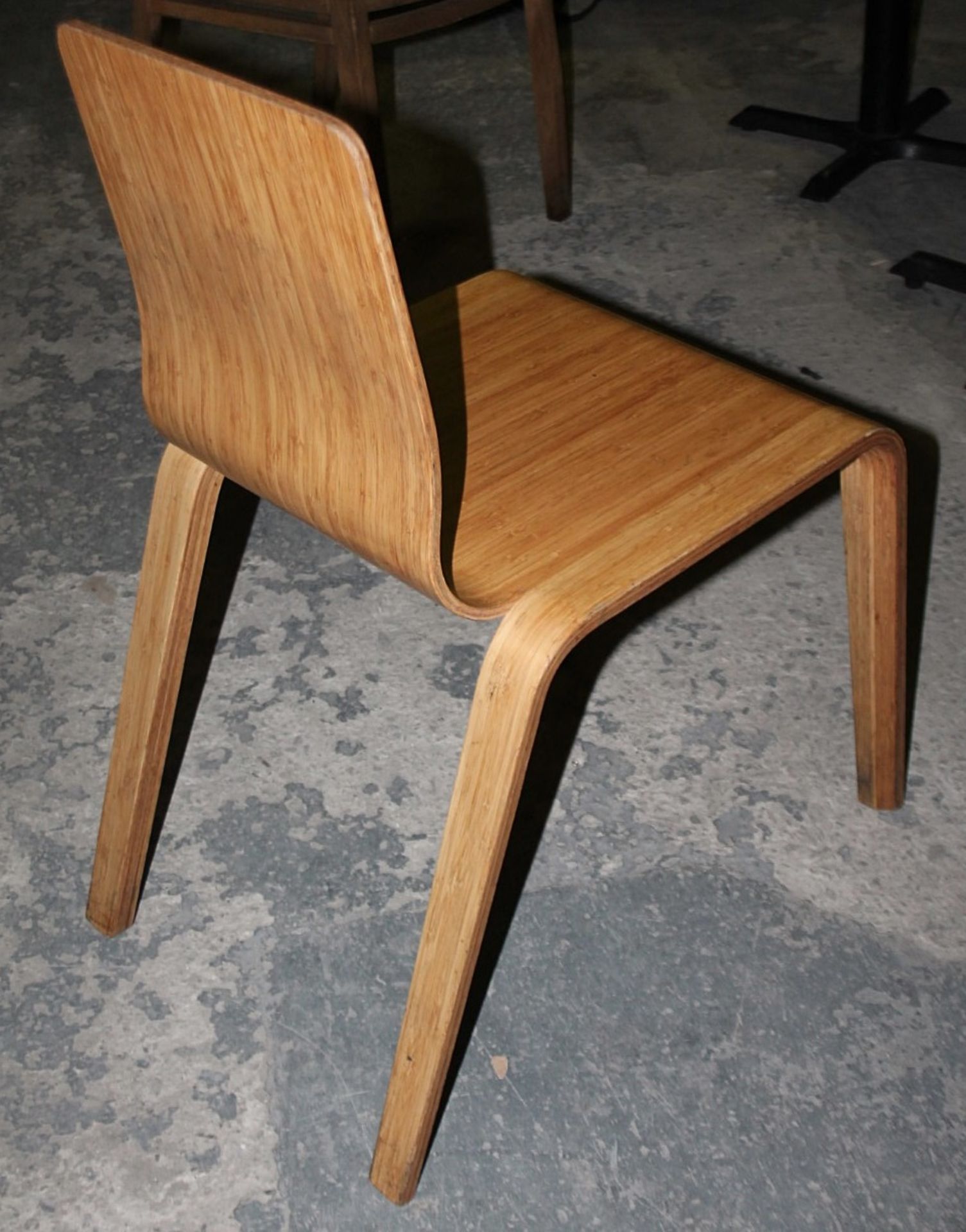 1 x Stylish Wooden Chair With A Curved Design - Dimensions: H80 x W42 x D58cm / Seat 44cm - Ref: - Image 2 of 4
