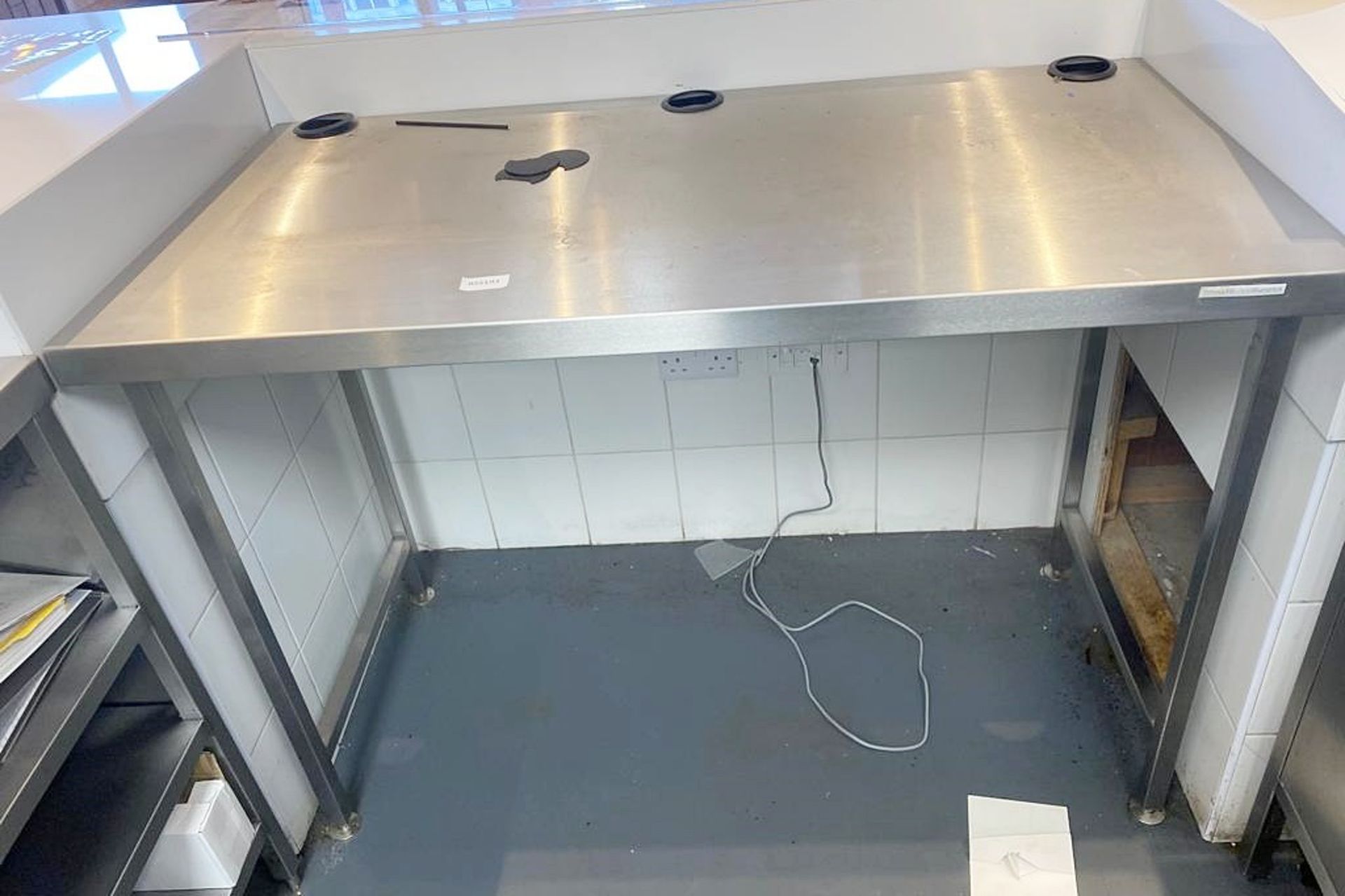 Large Food Preparation Table With Space Beneath - Approx: 1300mm Wide - Ref: RSS193 - CL835 -