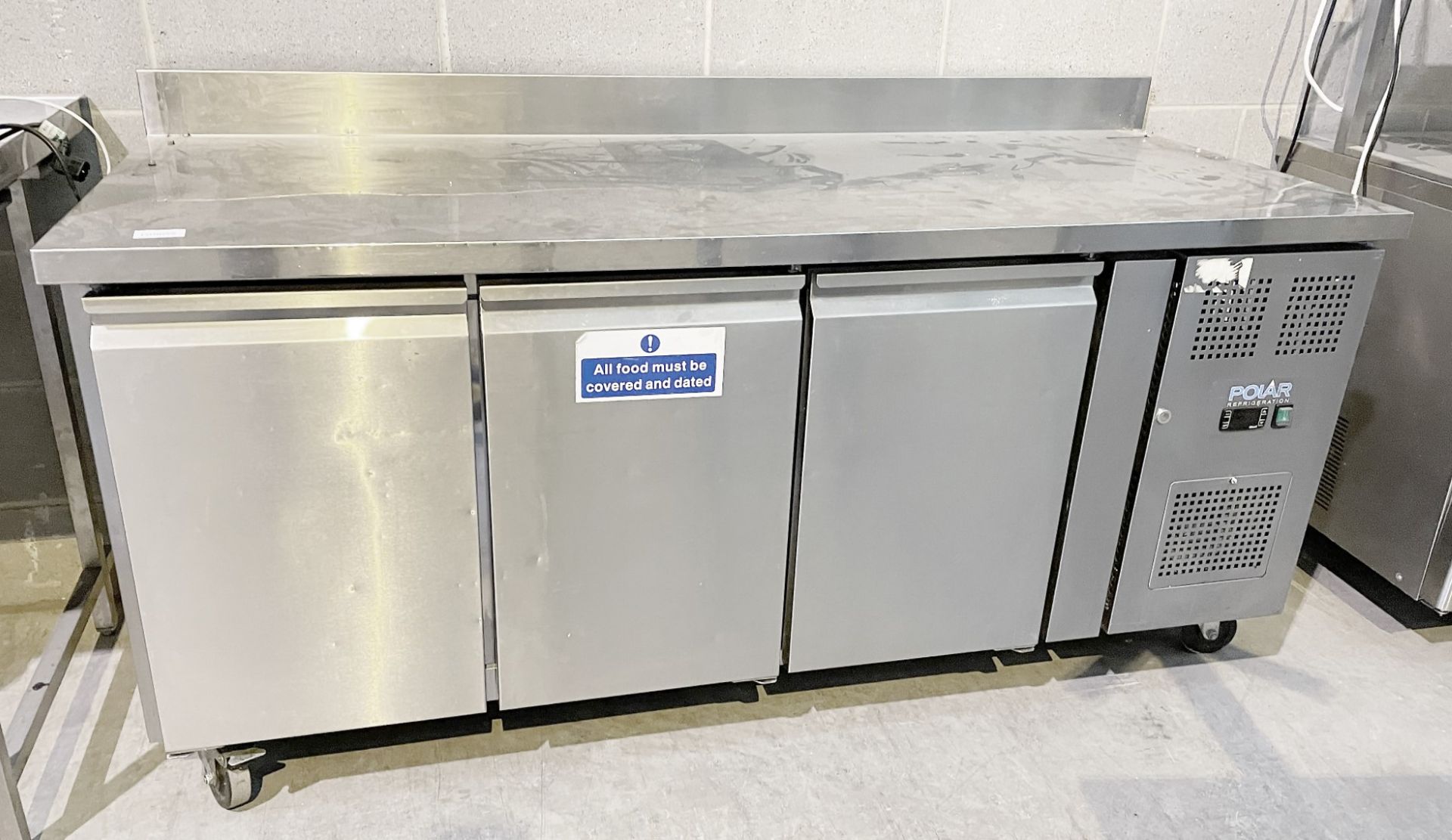 1 x POLAR DL915 Commercial Counter 3-Door 417 Ltr Fridge, In Stainless Steel - Original £1,442