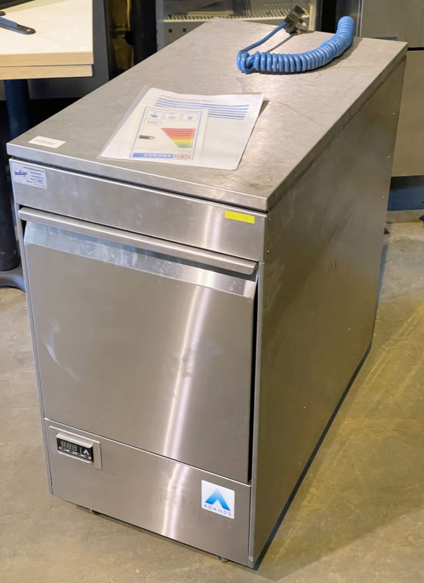 1 x ADANDE Compact Single Door Fridge Freezer, In Stainless Steel (VCC1/HCW) - Original RRP £3,599