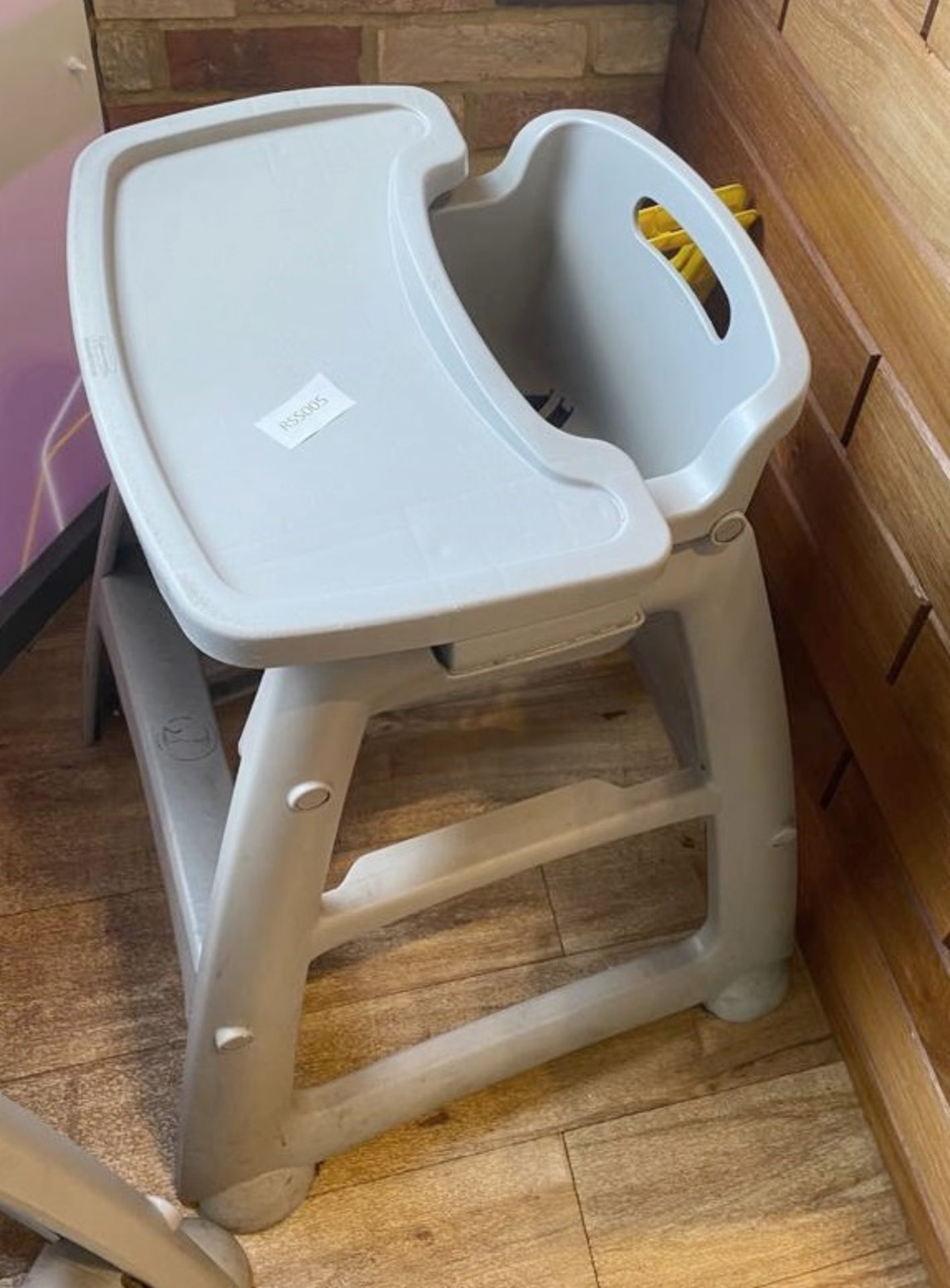 Baby High Chair In Grey - Ref: RSS005 - CL835 - Location: Southend SS1This lot is from a recently cl - Image 3 of 3